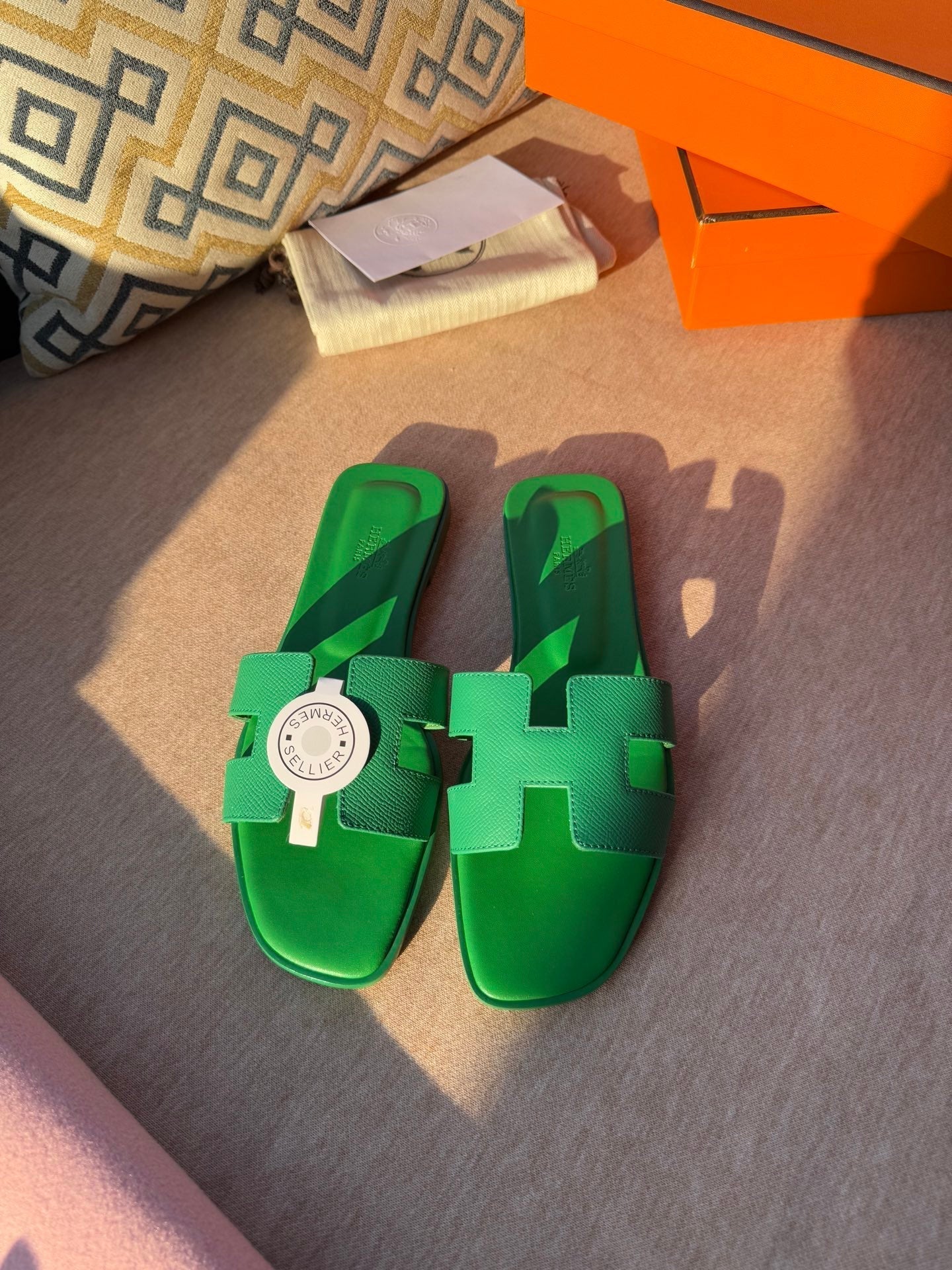 0RAN SANDALS IN SHAMROCK GREEN CALFSKIN - 34