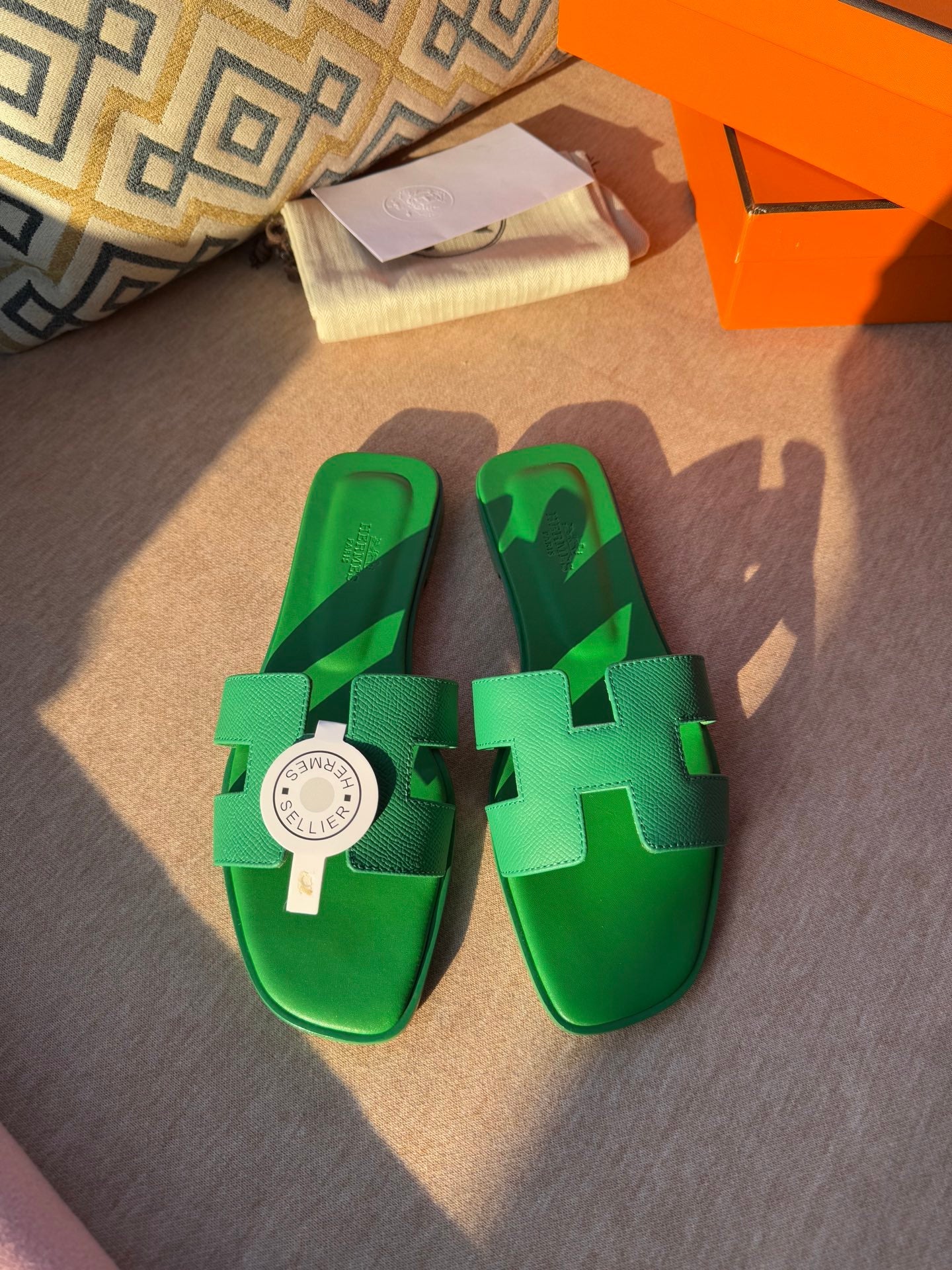 0RAN SANDALS IN SHAMROCK GREEN CALFSKIN - 34