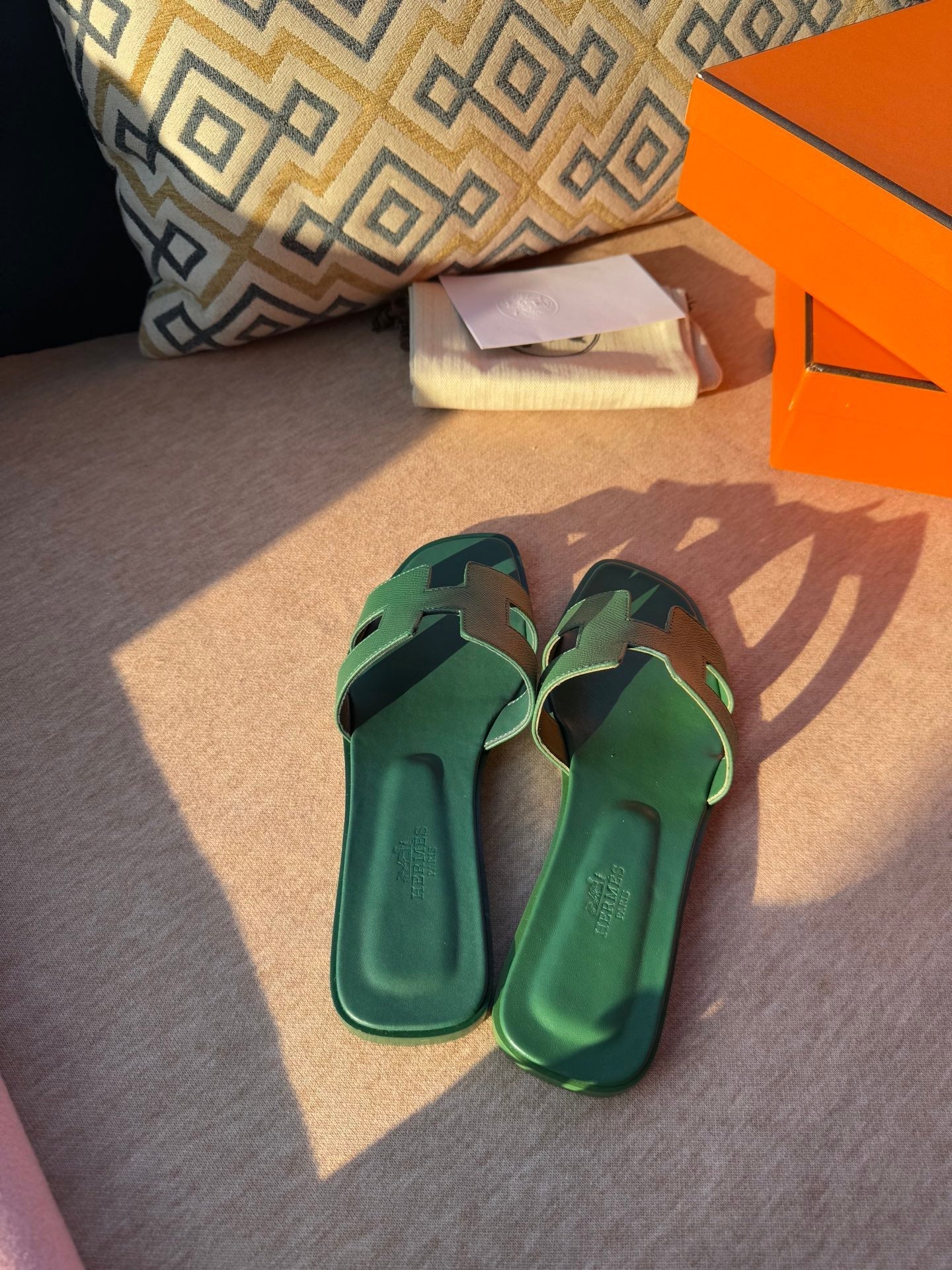 0RAN SANDALS IN HUNTER GREEN CALFSKIN - 34