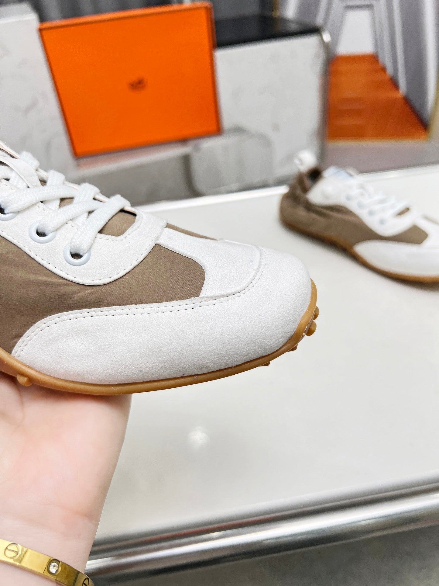 SKATEBOARD SHOES BROWN MIX WHITE SUEDE - 35