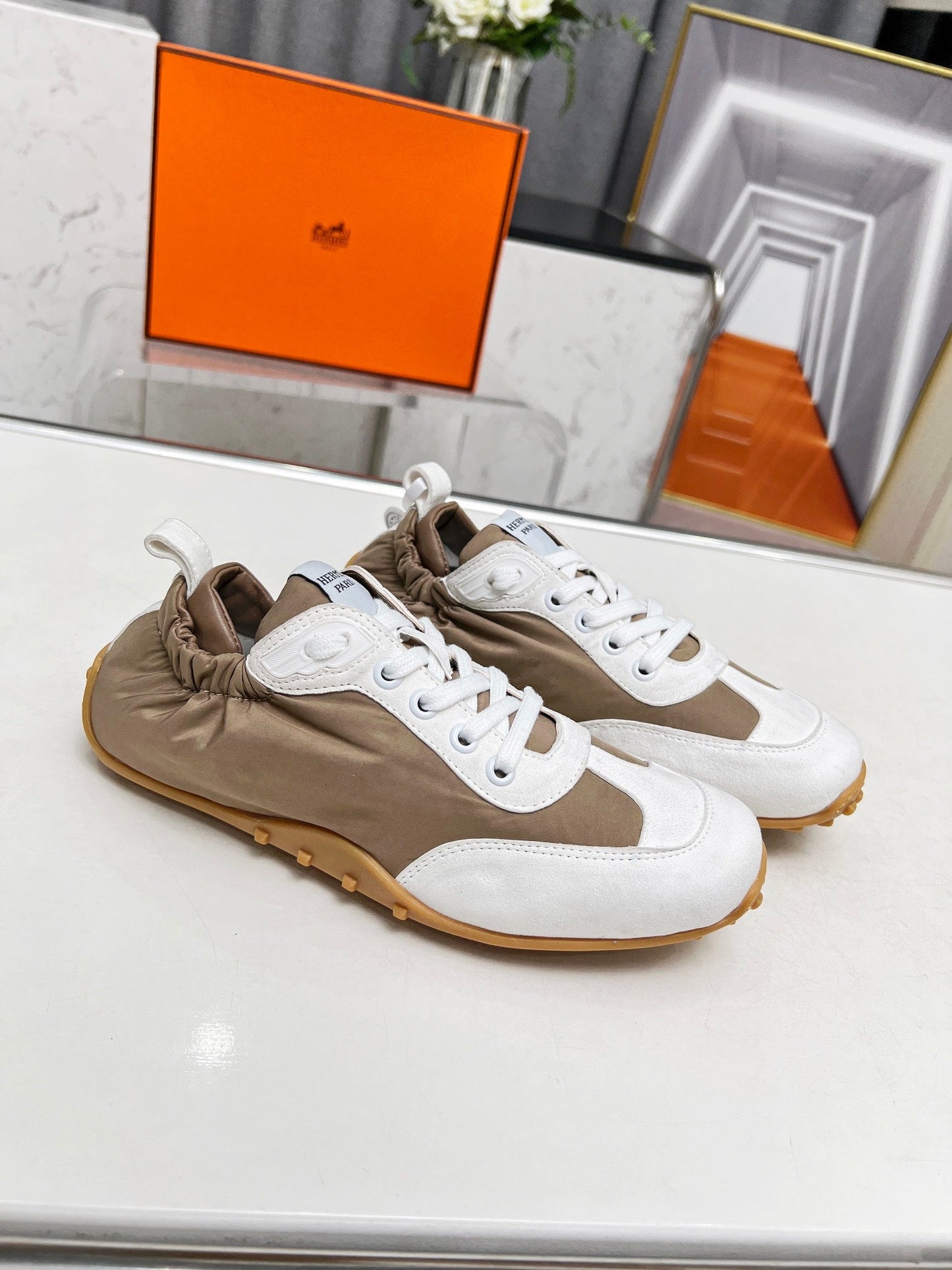 SKATEBOARD SHOES BROWN MIX WHITE SUEDE - 35