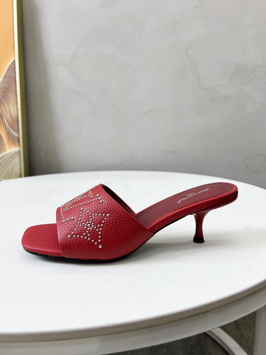 HIGH MULE IN RUBY RED LAMBSKIN WITH RHINSTONES 55 MM - 35