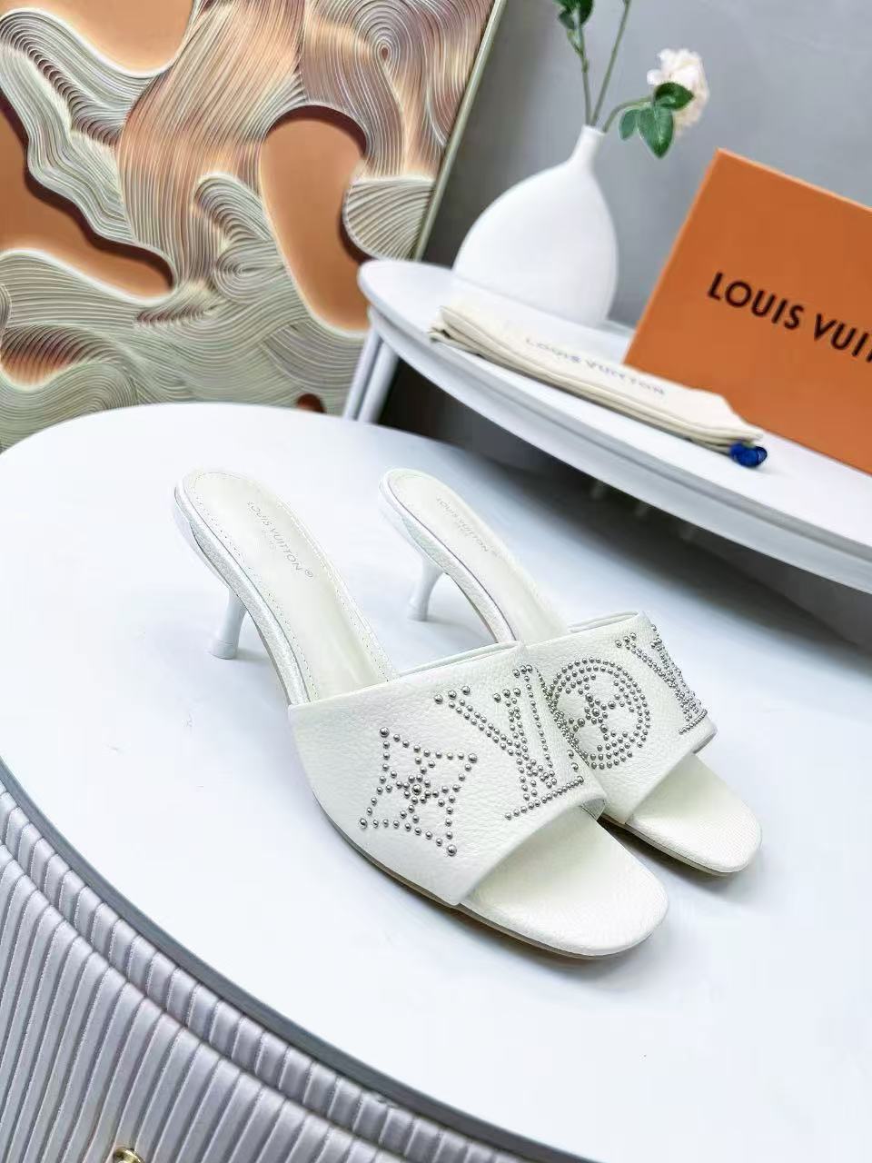 HIGH MULE IN WHITE LAMBSKIN WITH RHINSTONES 55 MM - 35