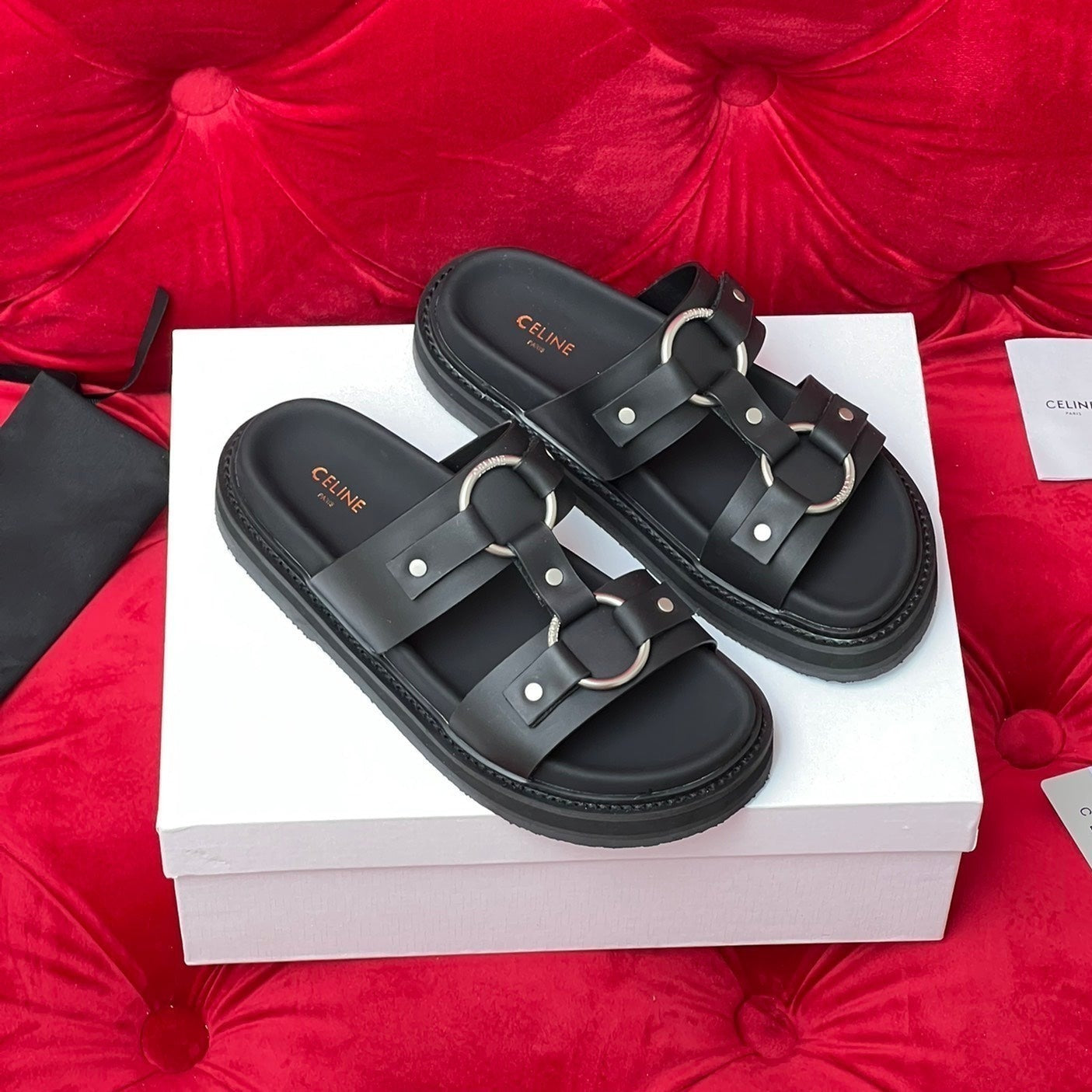 Sandal Flat White Black Canvas - 35