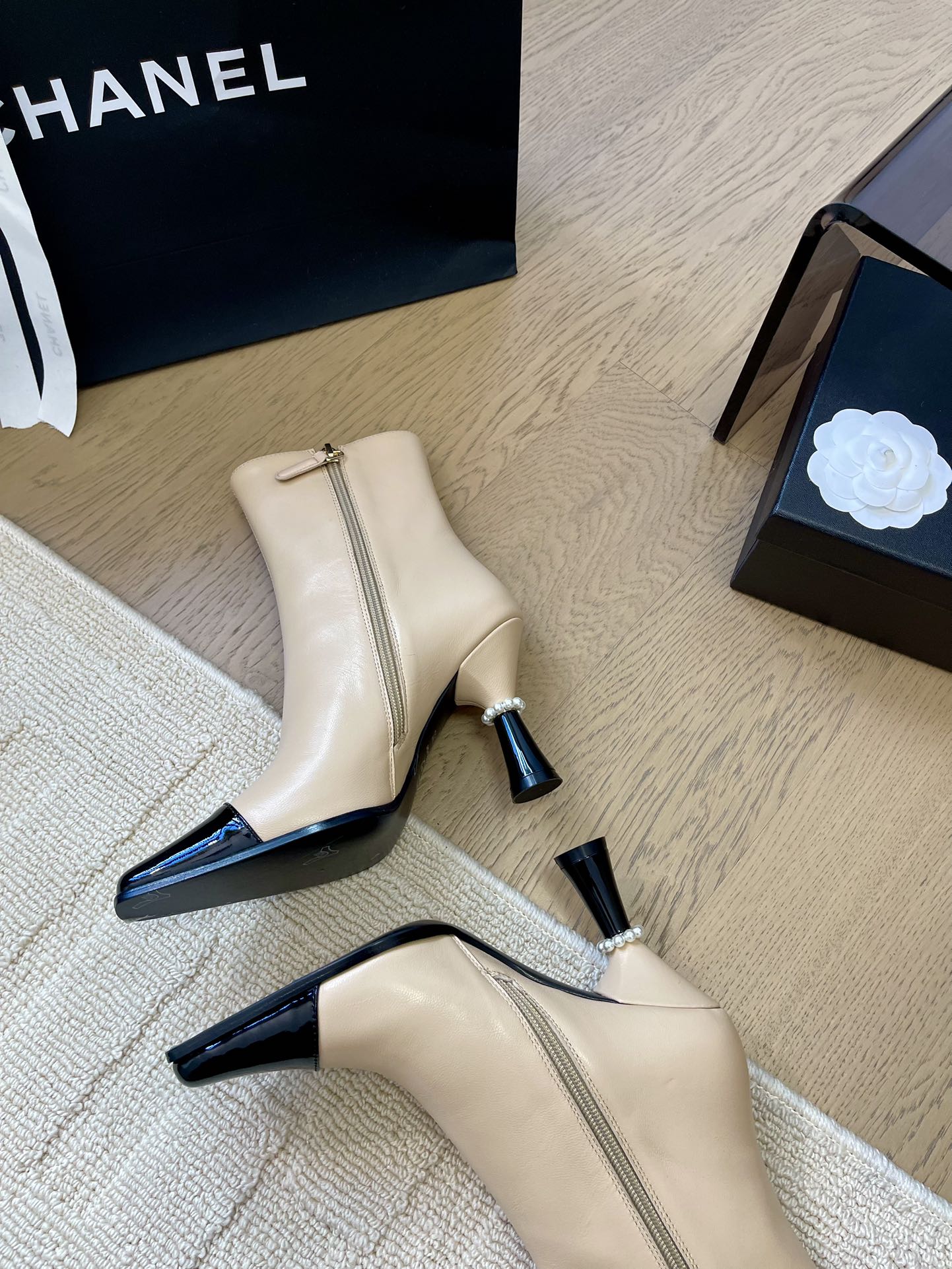 BONGADE BOOTS IN BEIGE MIX BLACK CALFSKIN - 35