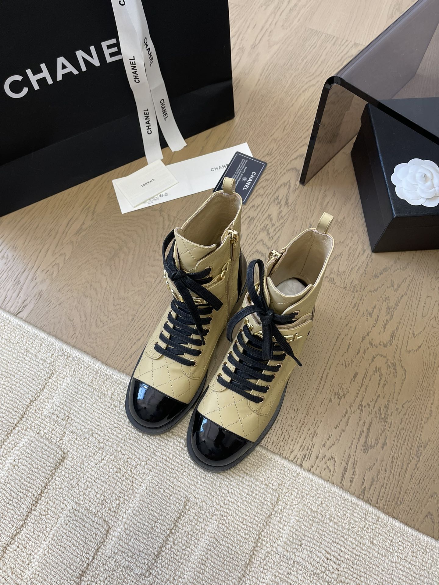 ALPHABET MARTIN BOOTS IN FLAX YELLOW LAMBSKIN - 35
