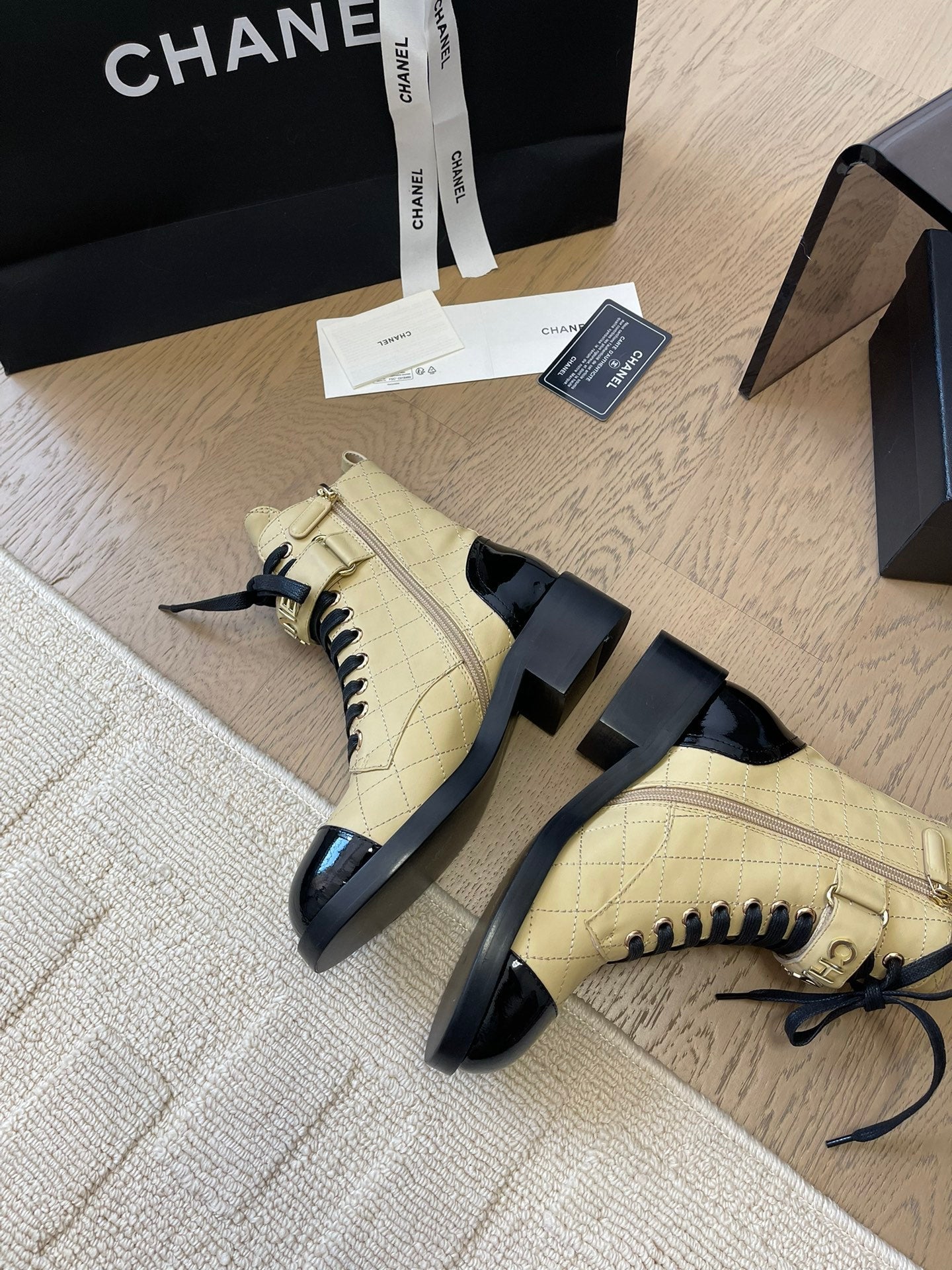 ALPHABET MARTIN BOOTS IN FLAX YELLOW LAMBSKIN - 35