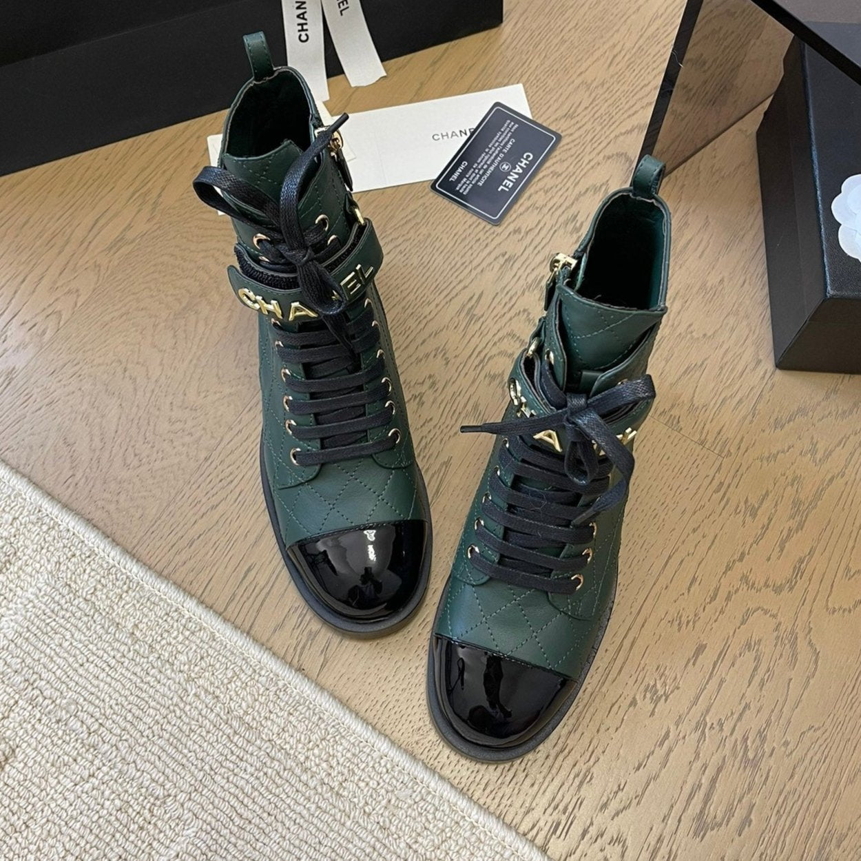 ALPHABET MARTIN BOOTS IN FOREST GREEN LAMBSKIN - 35