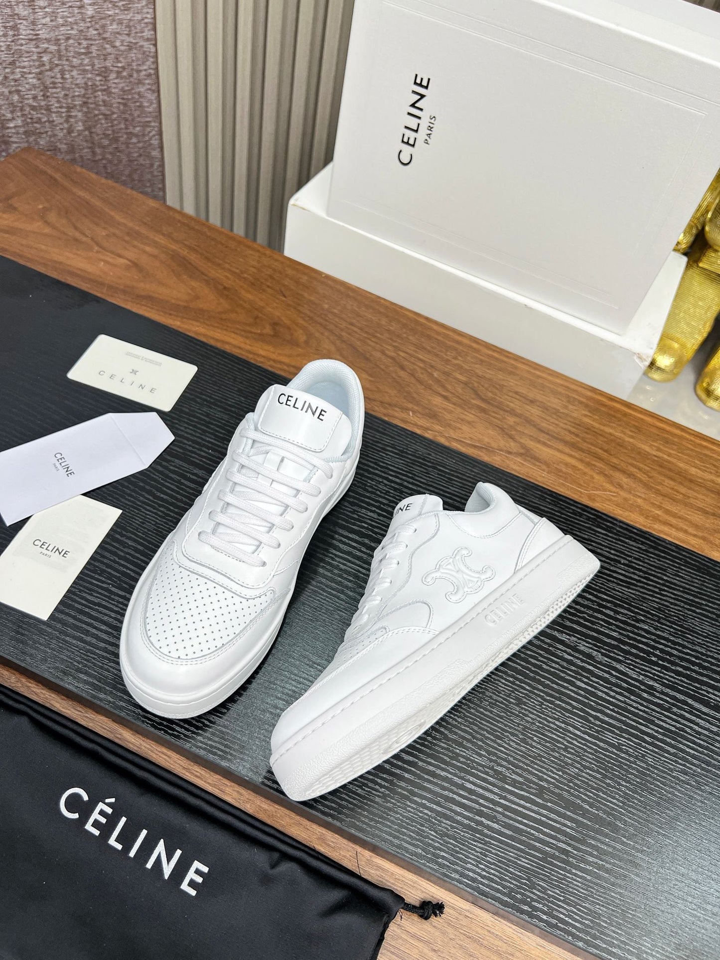 SNEAKER WITH TRIOMPHE IN WHITE CALFSKIN - 35