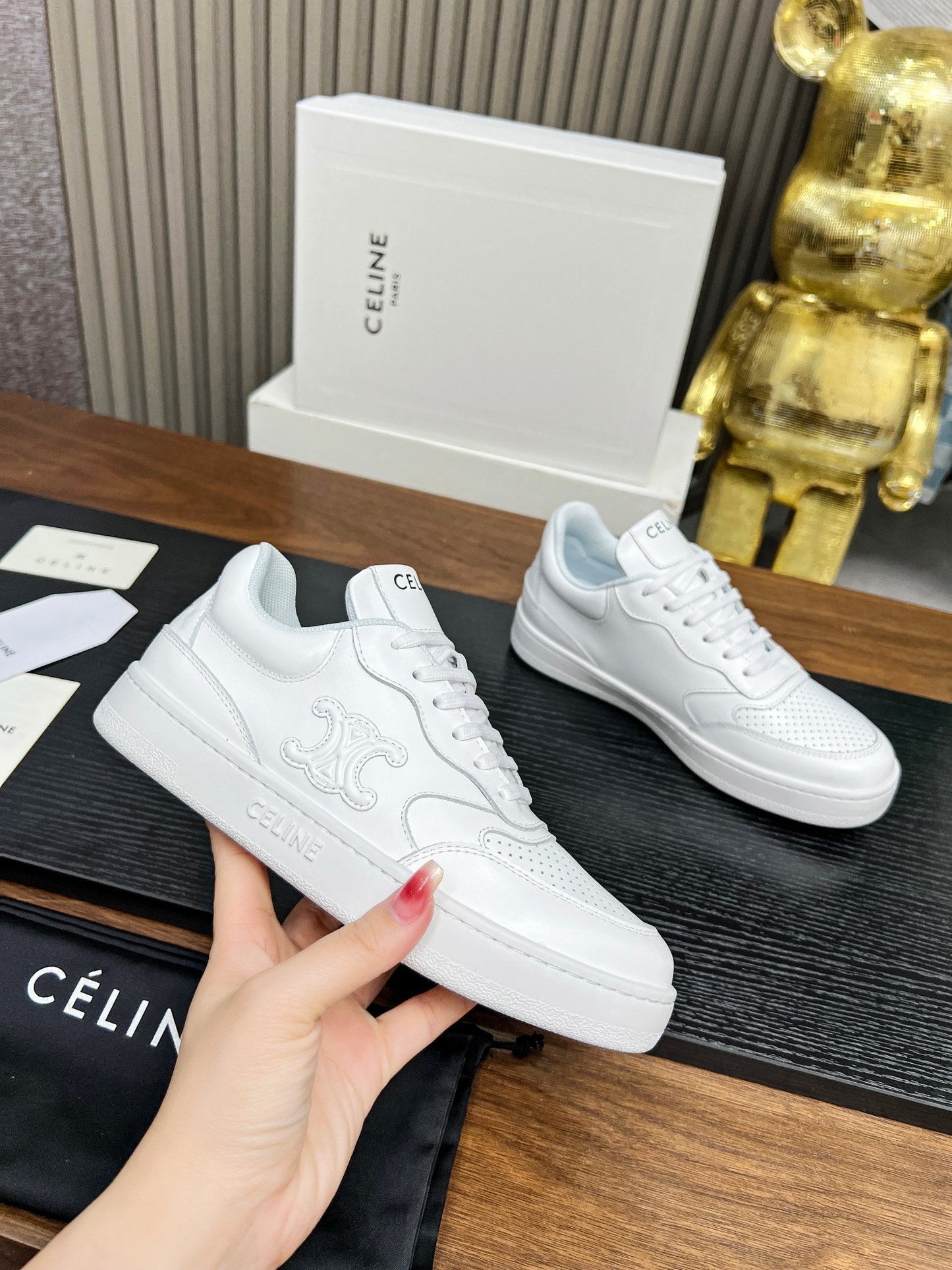 SNEAKER WITH TRIOMPHE IN WHITE CALFSKIN - 35