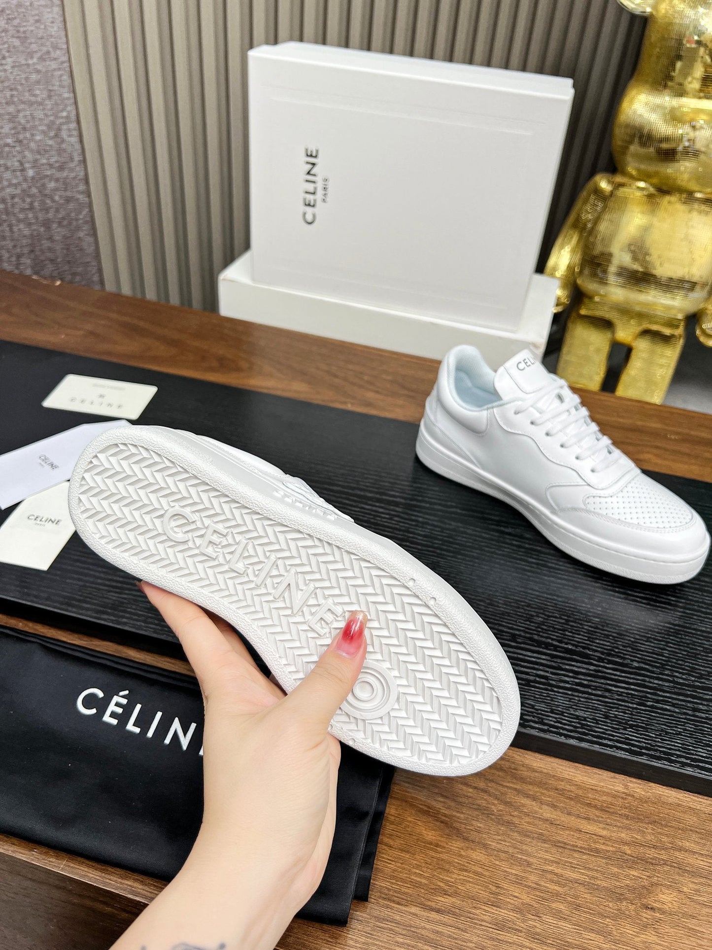 SNEAKER WITH TRIOMPHE IN WHITE CALFSKIN - 35