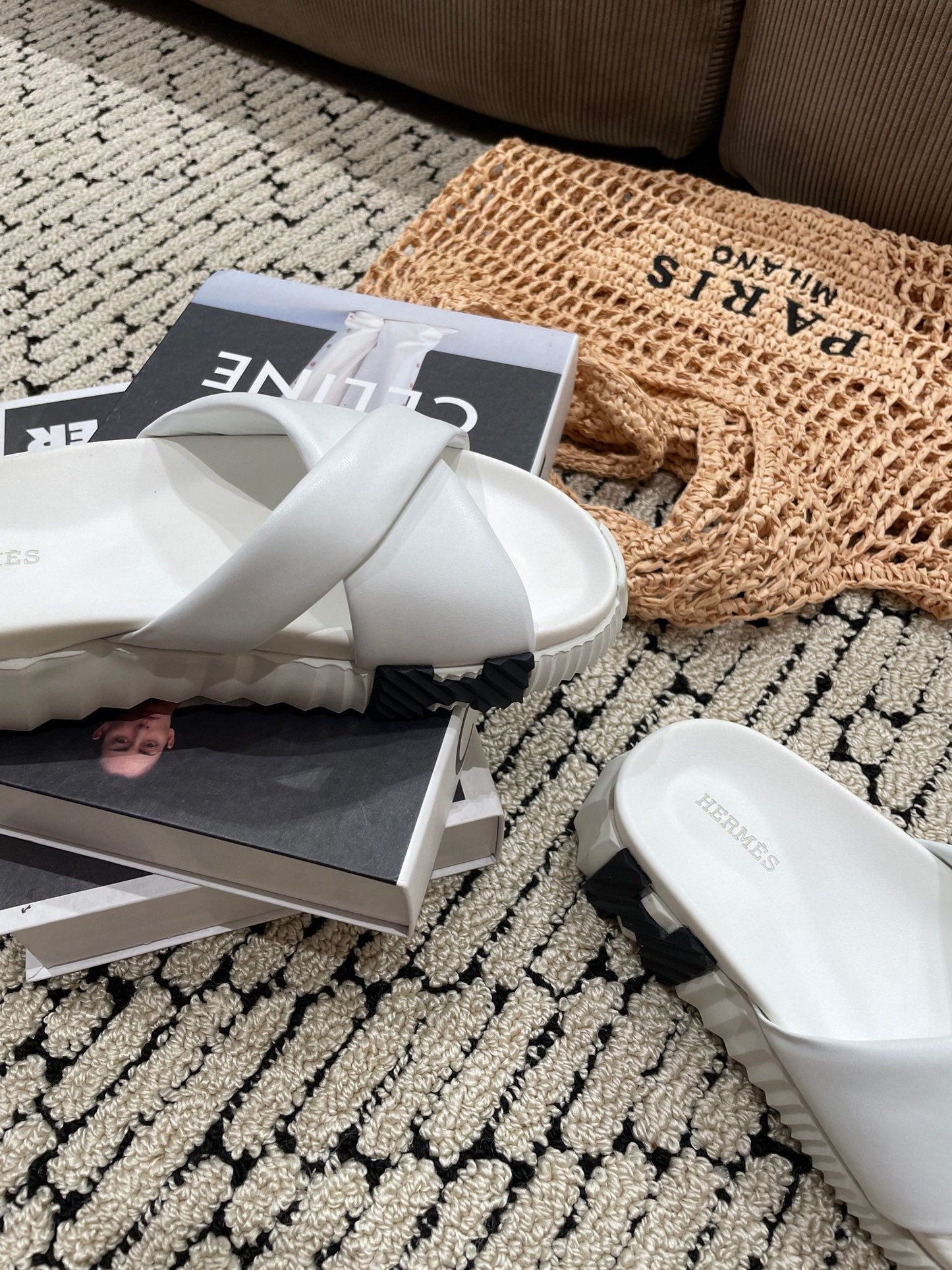 INFRA SANDAL WHITE CALFSKIN - 35