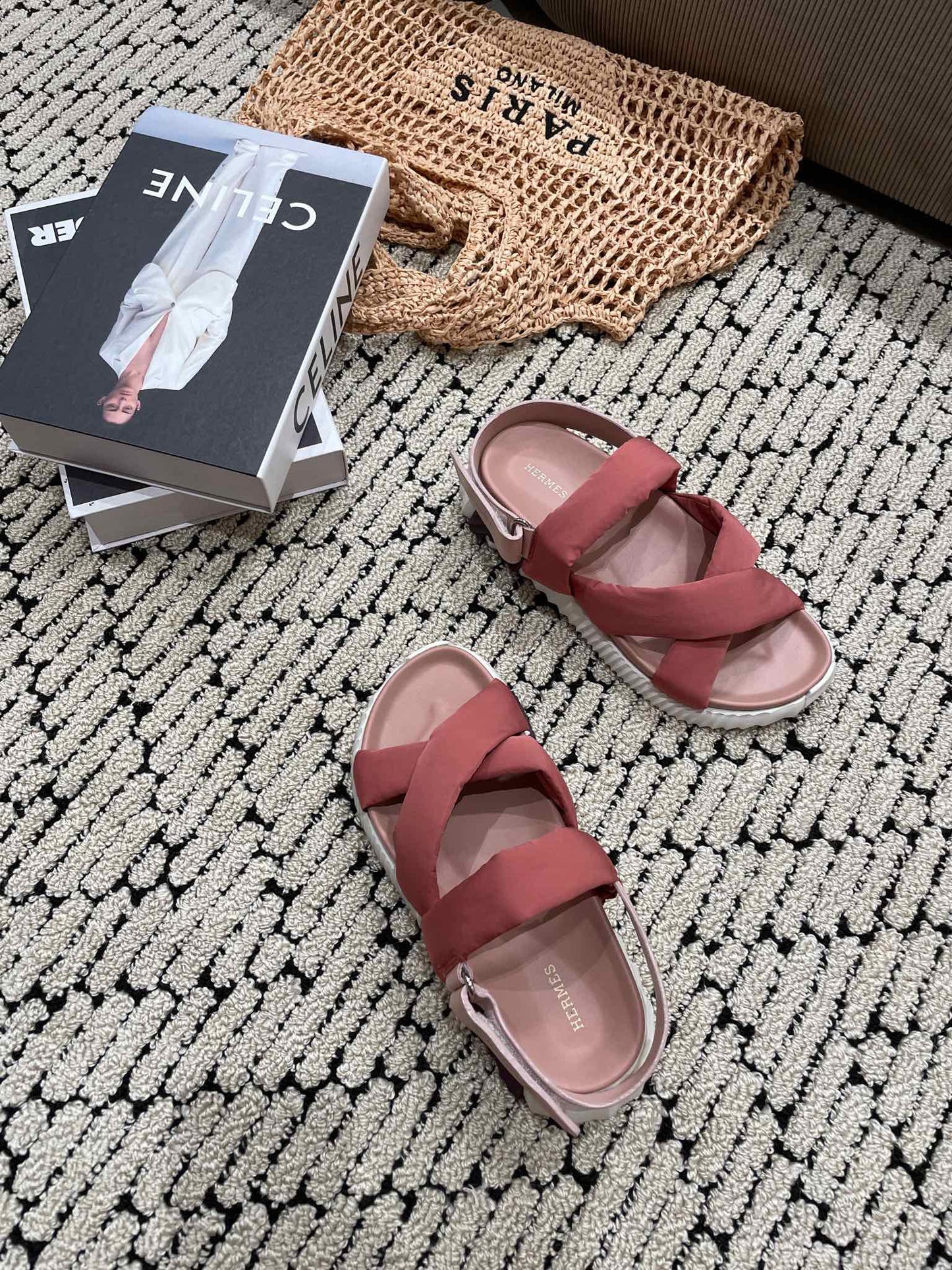 ELECTRIC SANDAL ROUGE CALFSKIN - 35