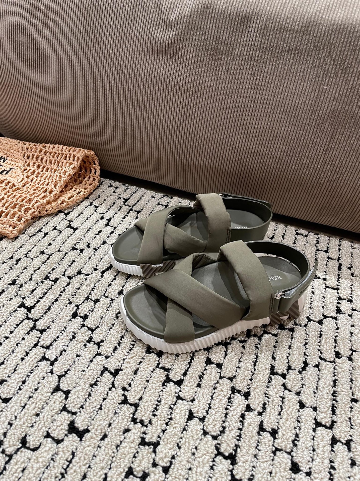 ELECTRIC SANDAL SHADOW CALFSKIN - 35