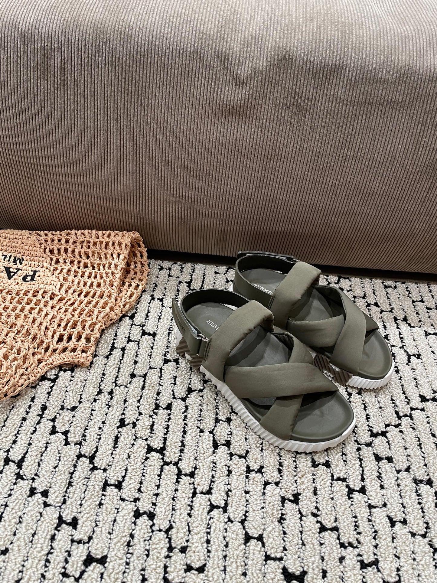 ELECTRIC SANDAL SHADOW CALFSKIN - 35