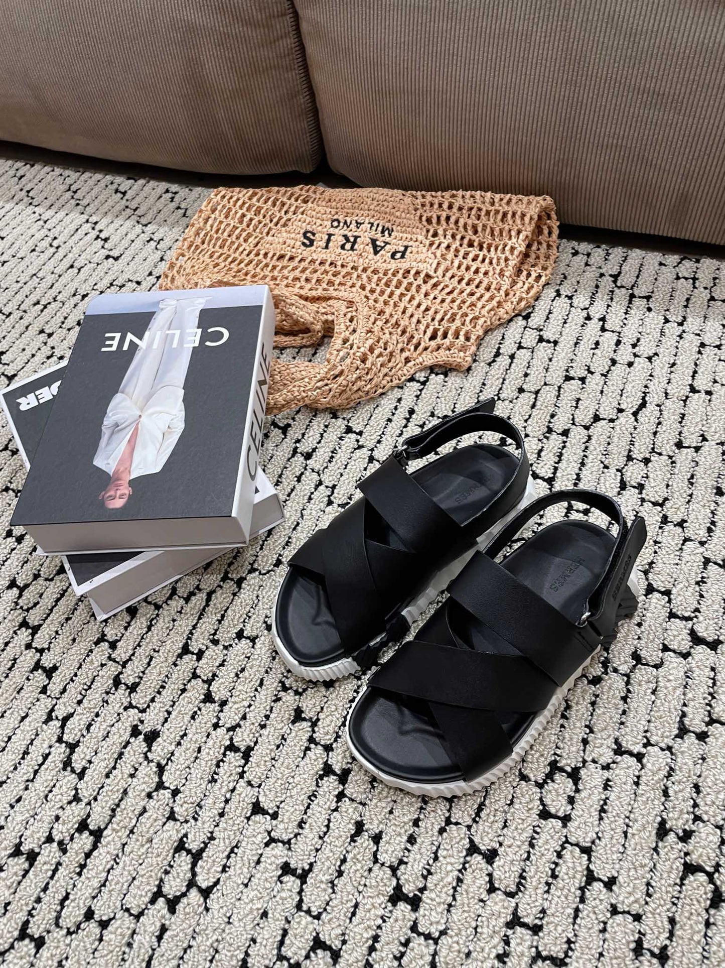 ELECTRIC SANDAL BLACK CALFSKIN - 35