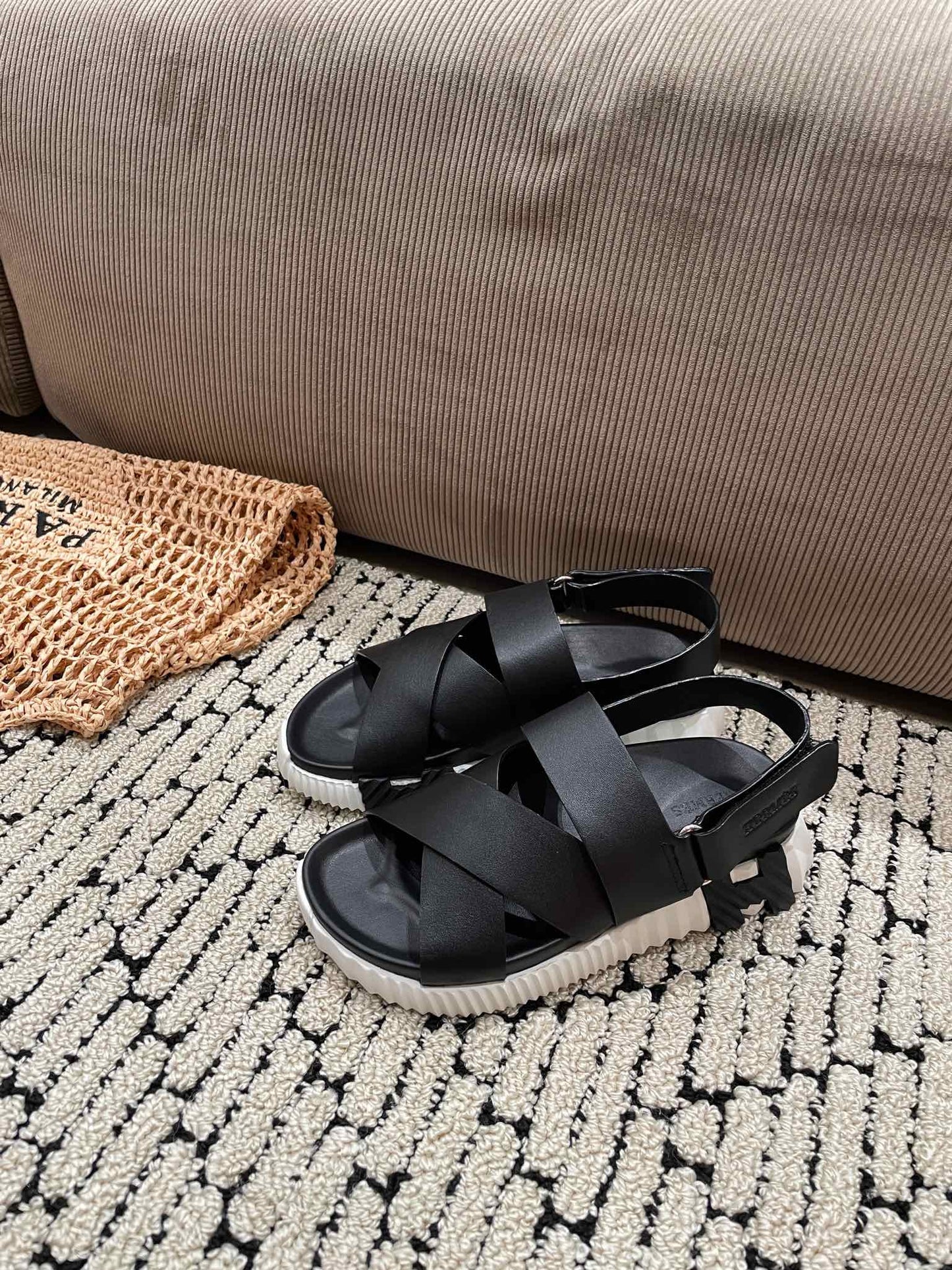 ELECTRIC SANDAL BLACK CALFSKIN - 35