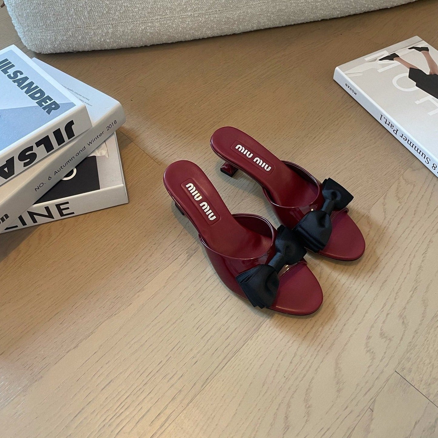 Ruby Mid - Heels With Black Bow Calfskin - 35