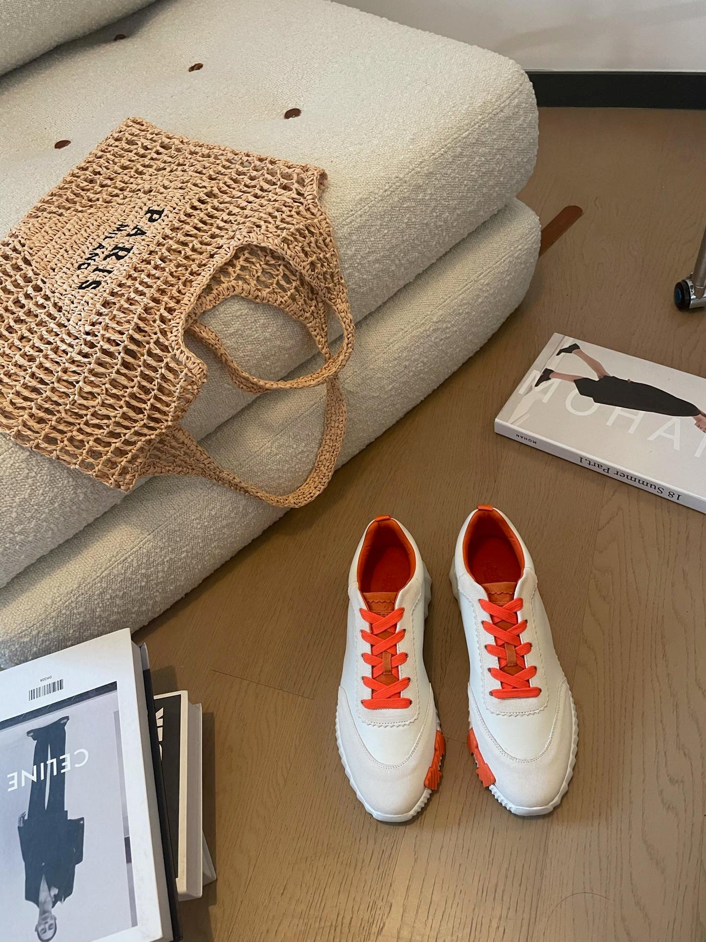 BOUNCING SNEAKERS WHITE CALFSKIN WITH ORANGE LACES - 35