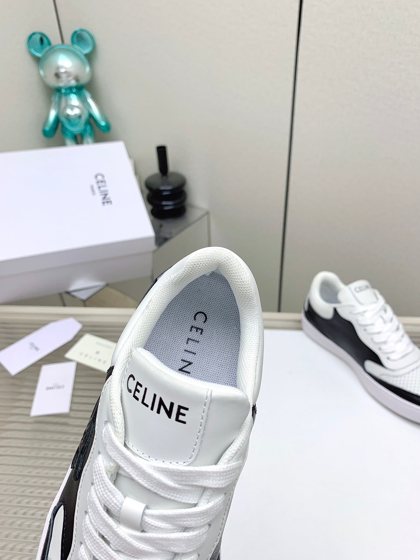 SNEAKER WITH TRIOMPHE IN BLACK AND WHITE CALFSKIN - 35