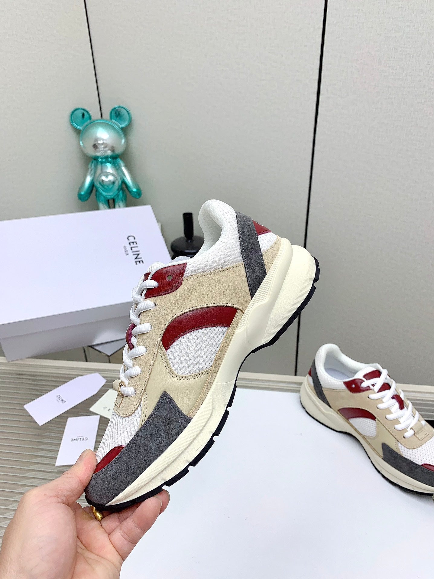 RUNNER CR-03 LOW LACE-UP IN WHITE MESH AND BEIGE CALFSKIN - 35