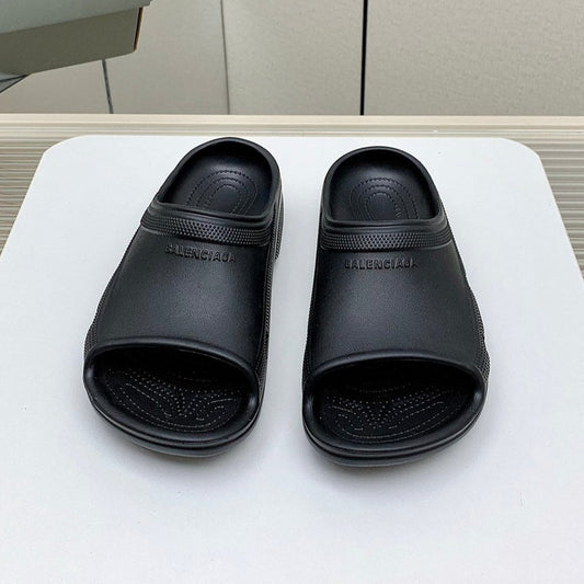 POOL CROCS IN BLACK RUBBER - 36