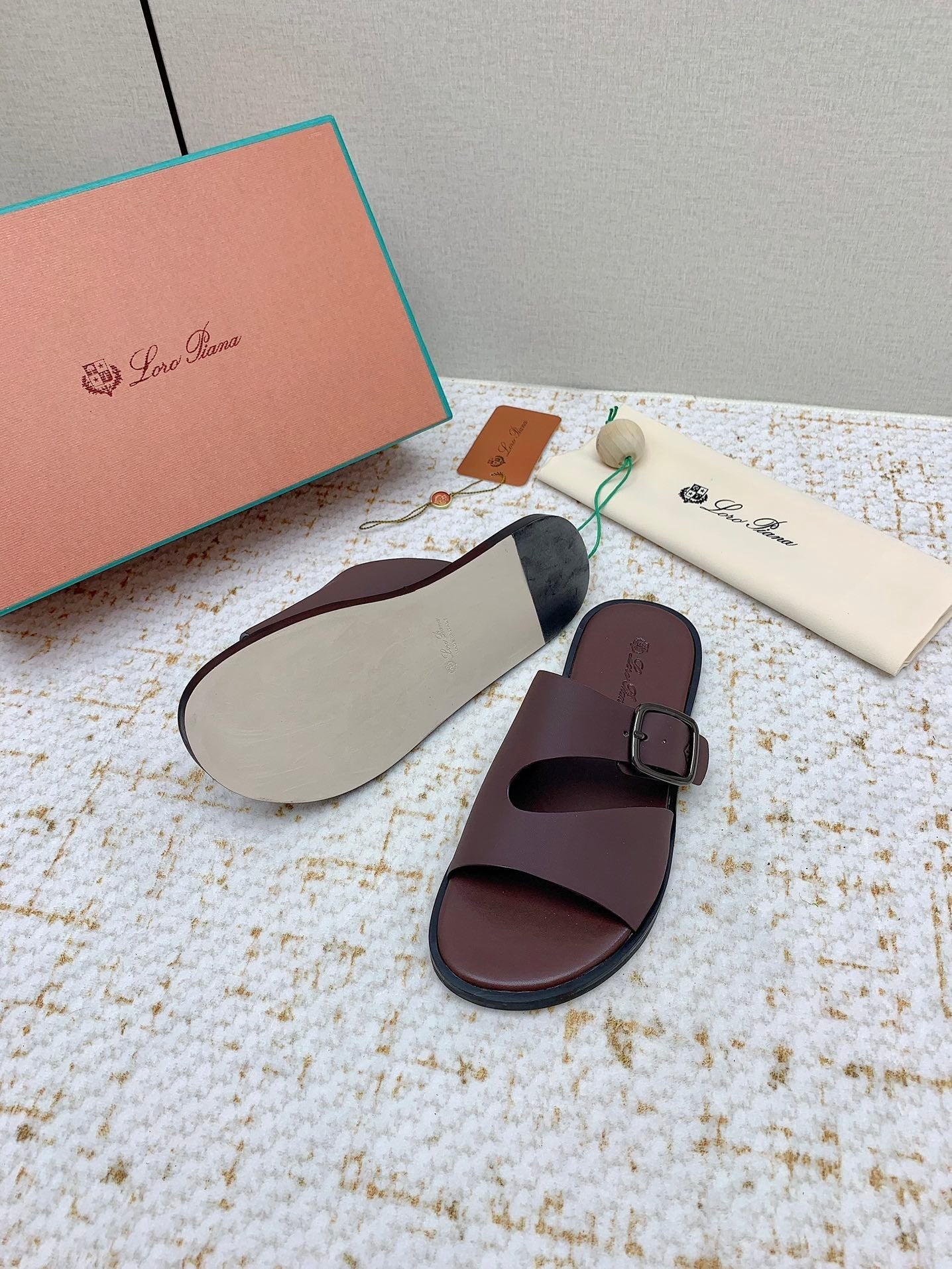 SANDALS IN BROWN CALFSKIN - 38