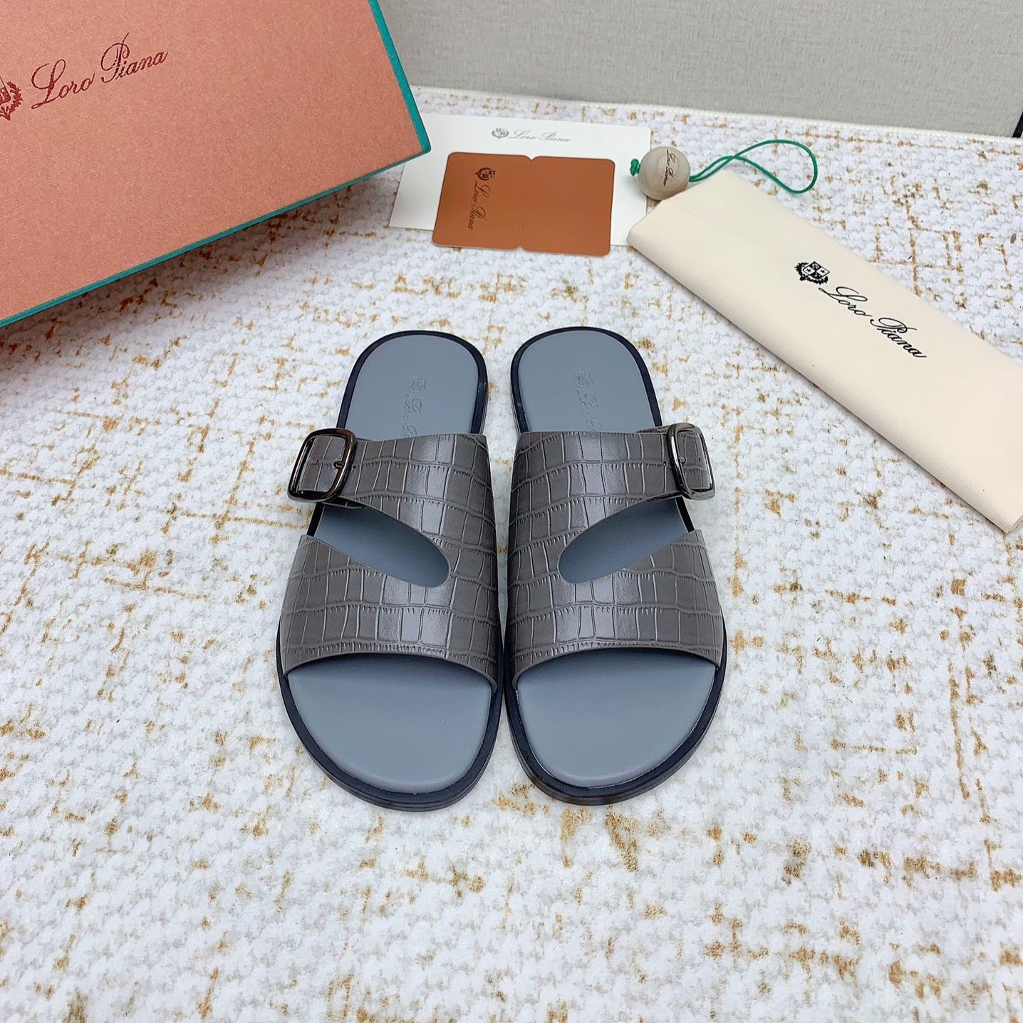 SANDALS IN DARK GRAY SNAKE EMBOSSED CALFSKIN - 38
