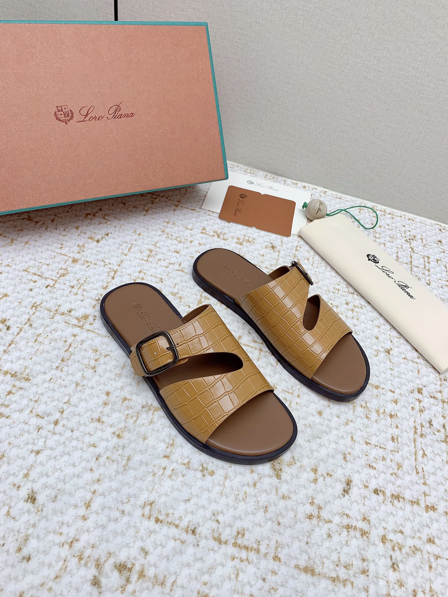 SANDALS IN LIGHT BROWN SNAKE EMBOSSED CALFSKIN - 38