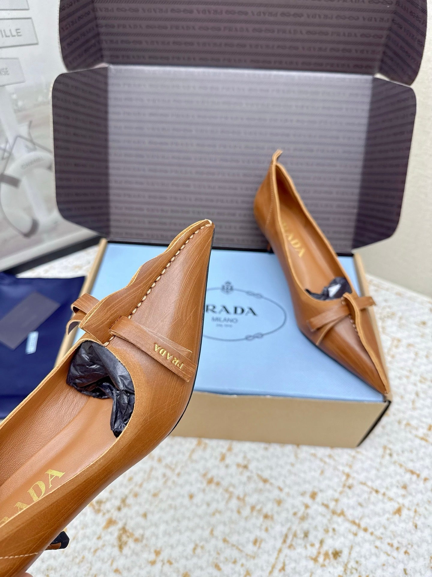 ТУФЛІ PRADA 26S ЗІ ШТУЧНО ЗІСТАРЕНОЇ ШКІРИ ТЕЛЯТИ КОРИЧНЕВО-РУДОГО КОЛЬОРУ НА ПІДБОРАХ 55 ММ