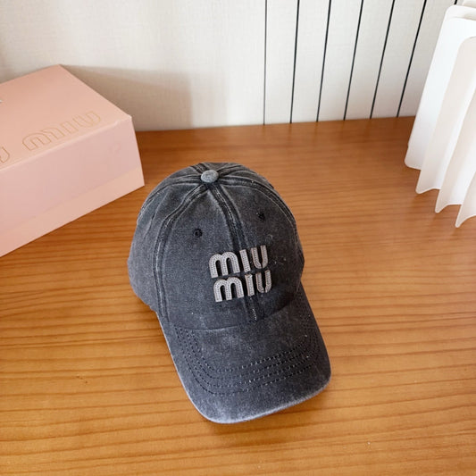 КЕПКА MIUMIU БЕЙСБОЛКА СТИЛЬ 50