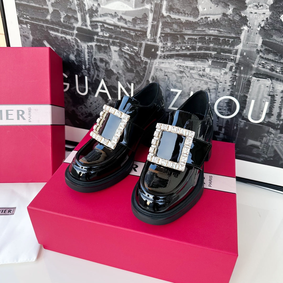 VIV' RANGERS LOAFERS IN BLACK PATENT CALFSKIN STRASS BUCKLE - 35