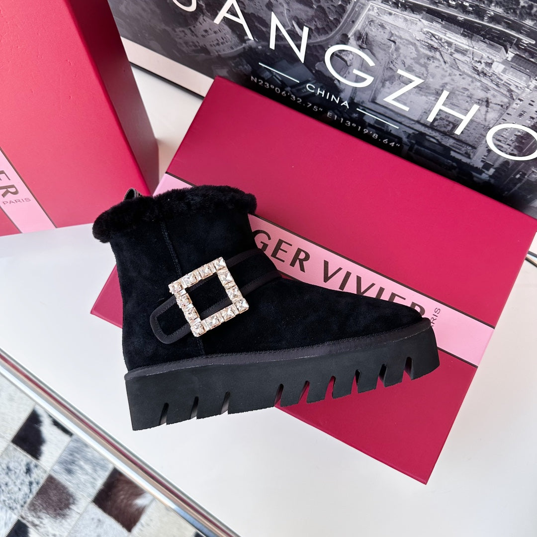VIV' WINTER FUR STRASS BUCKLE ANKLE BOOTS IN BLACK SUEDE - 35