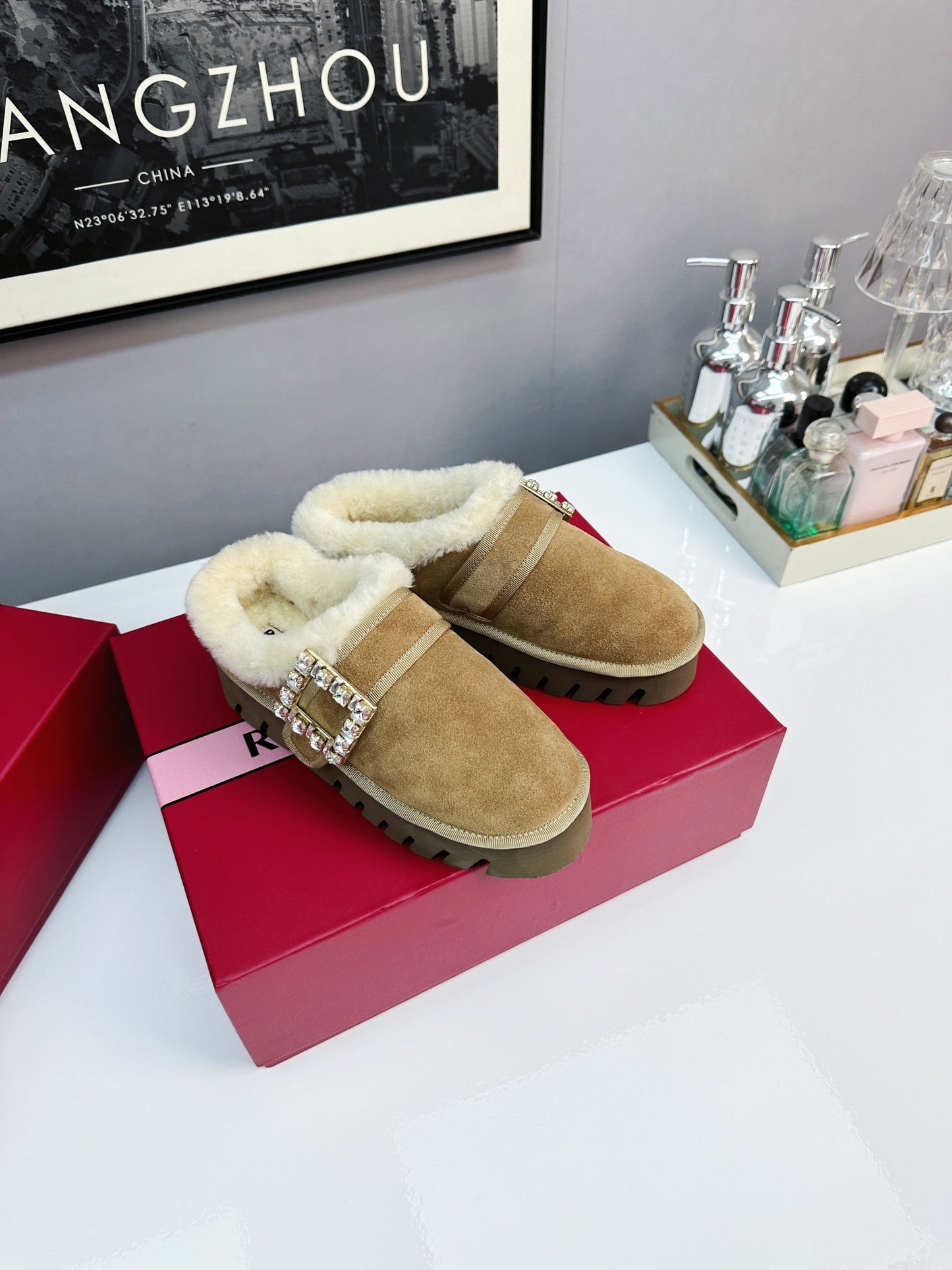 VIV WINTER PLATFORM MULES IN BROWN SUEDE - 35