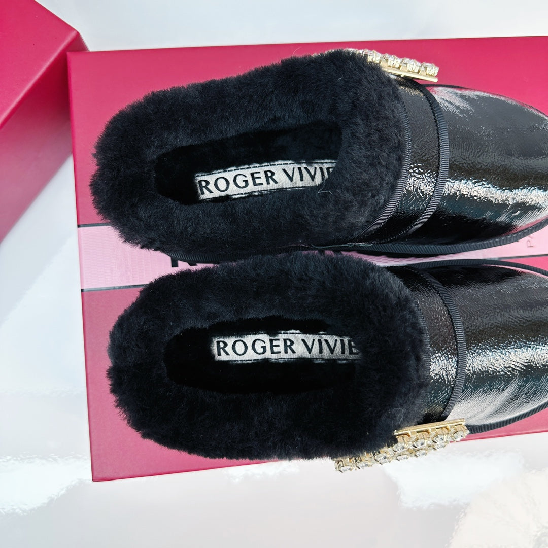 VIV WINTER PLATFORM MULES IN BLACK PATENT CALFSKIN - 35