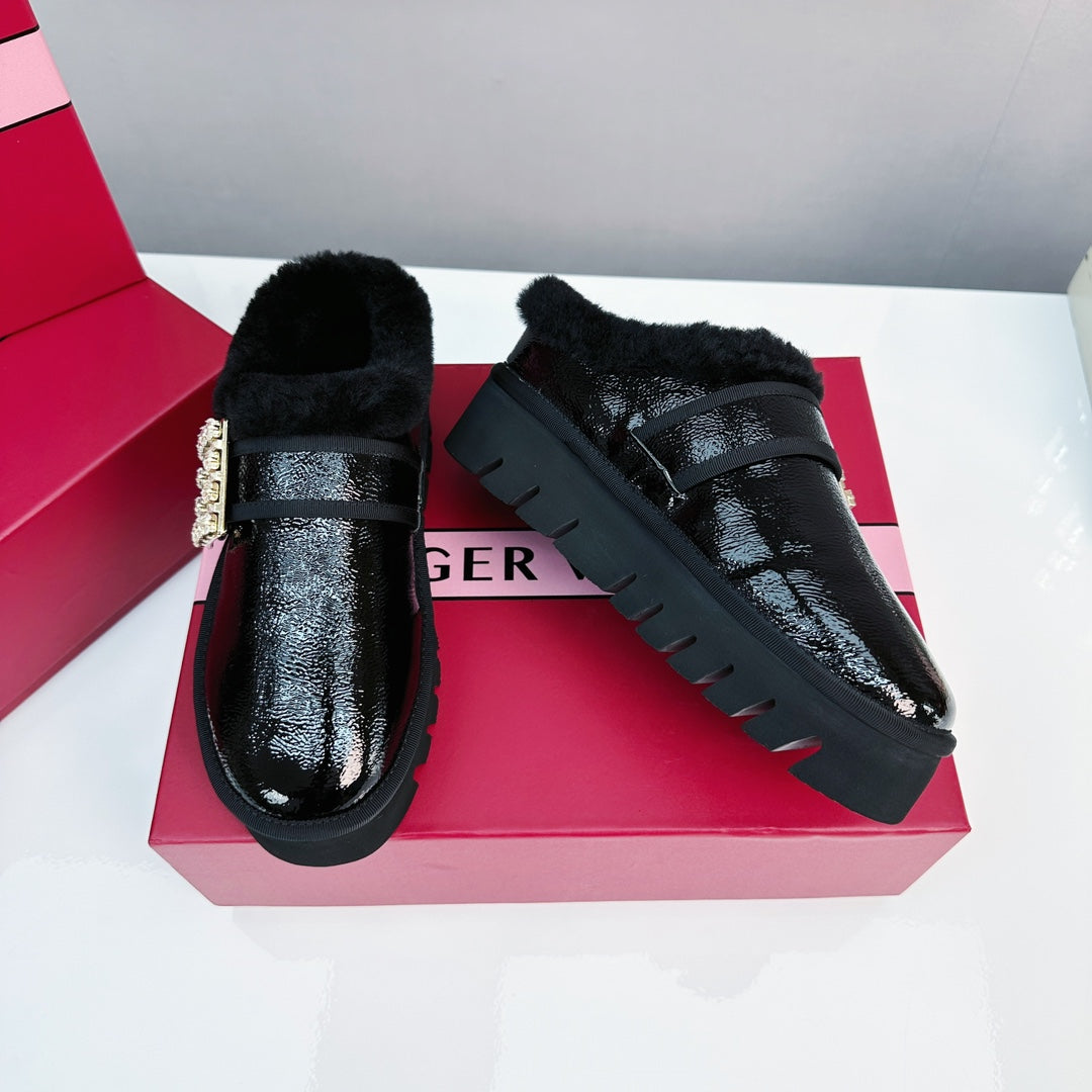 VIV WINTER PLATFORM MULES IN BLACK PATENT CALFSKIN - 35