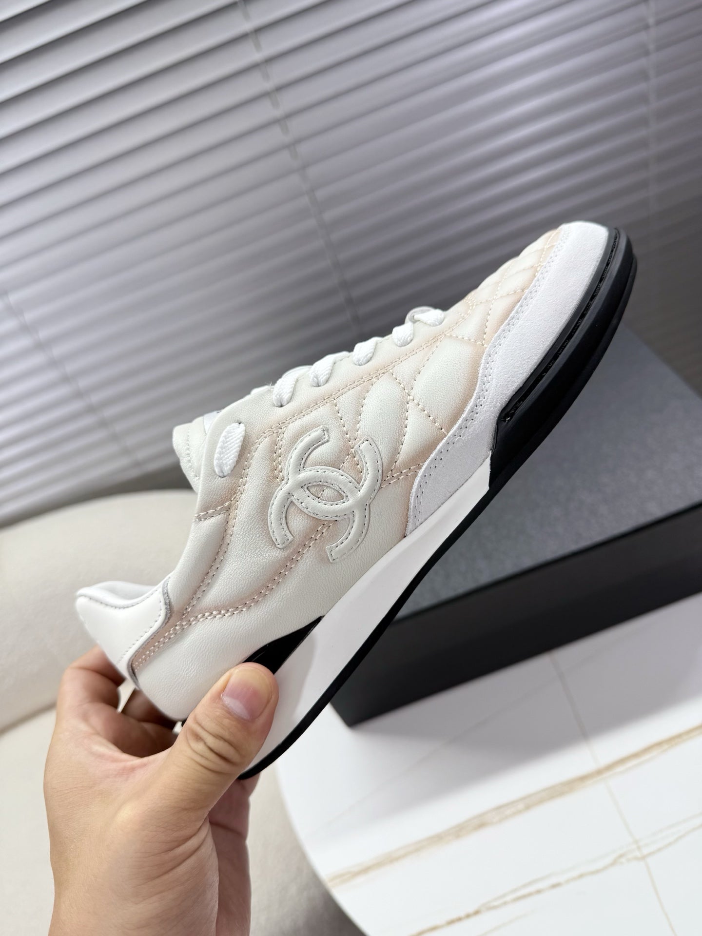 CHANEL 25S TRAINERS WHITE AND LIGHT CORAL IN CALFSKIN - 35