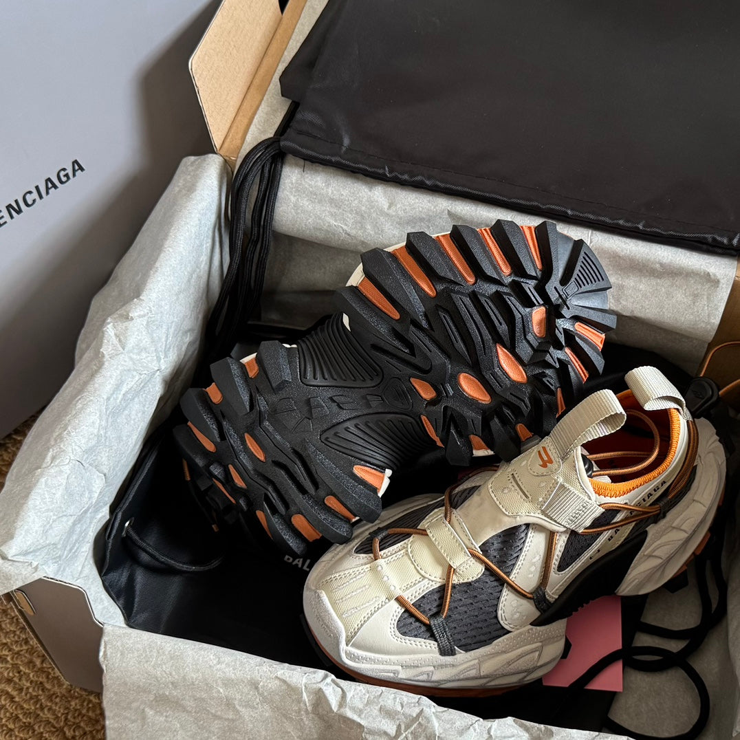 HIKE SNEAKER IN BEIGE AND ORANGE MESH, POLYURETHANE AND POLYESTER - 35