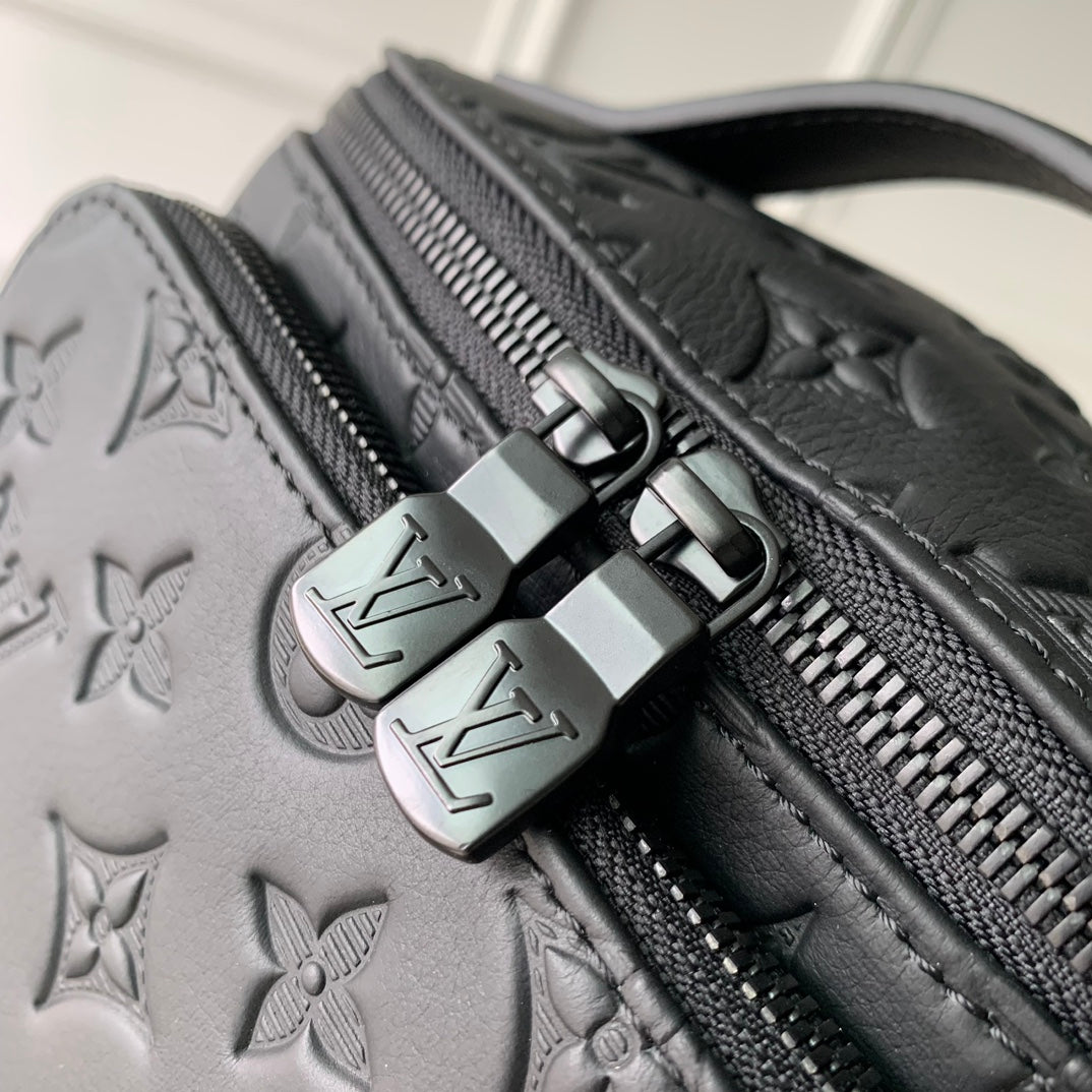 RUSH BUMBAG 30 IN BLACK MONOGRAM SHADOW CALFSKIN