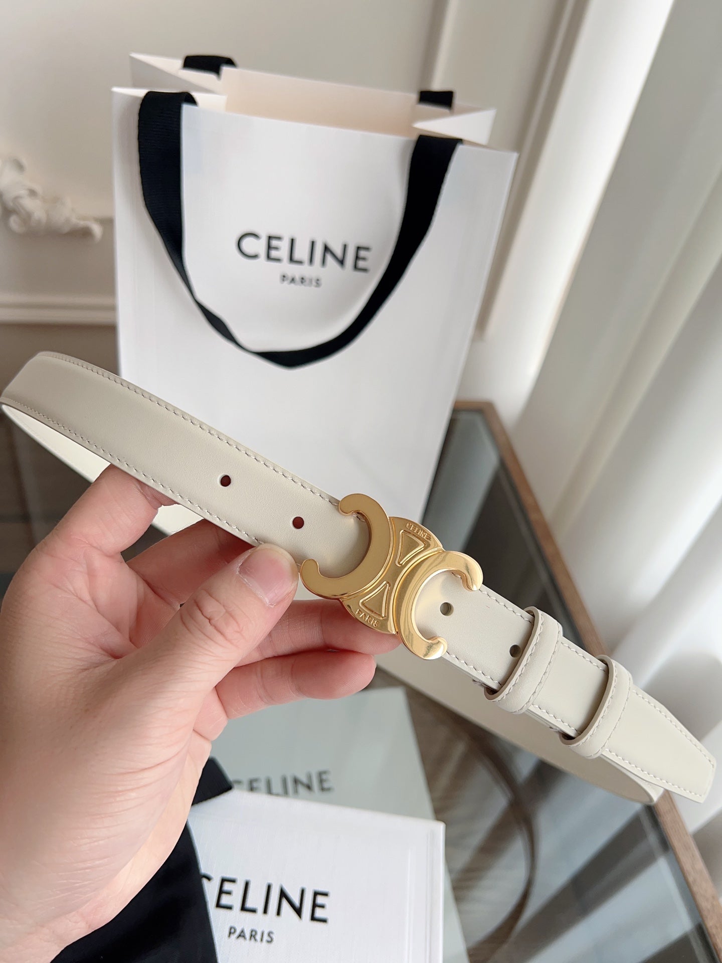 TRIOMPHE BELT 24MM IN WHITE CALFSKIN WITH GOLD BUCKLE - 30