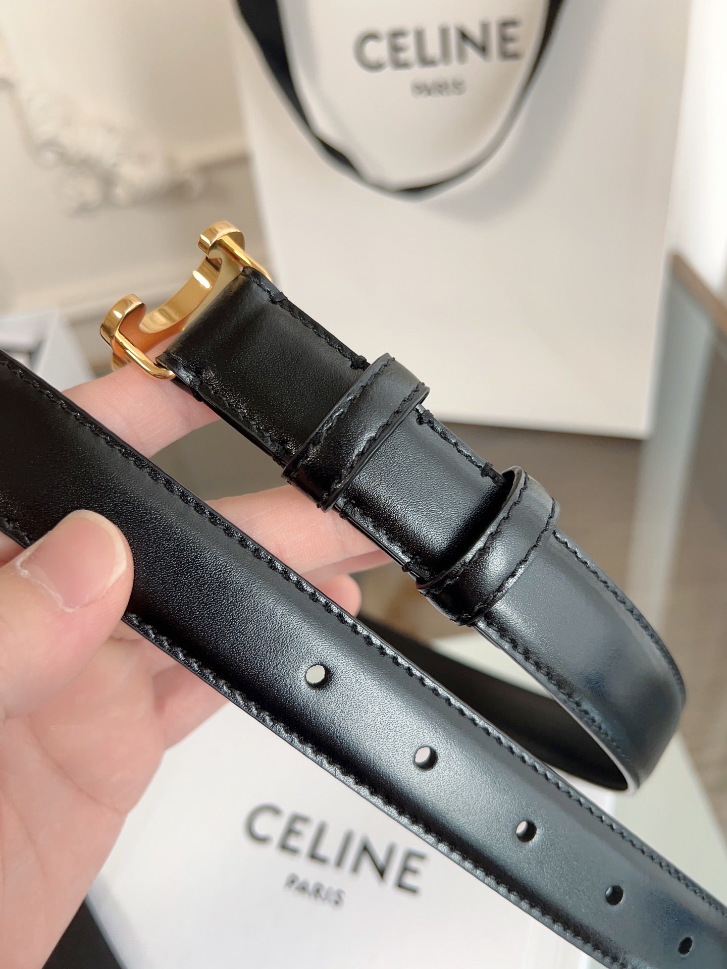 TRIOMPHE BELT 24MM IN GLOSSY BLACK CALFSKIN WITH GOLD BUCKLE - 30