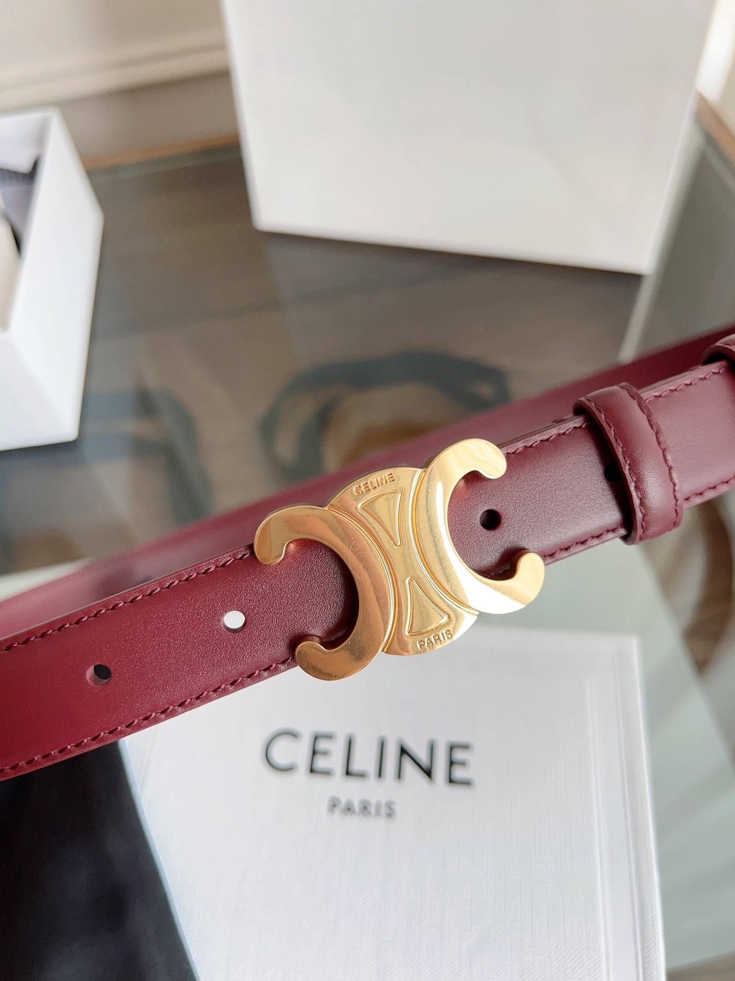 TRIOMPHE BELT 24MM IN WINE RED CALFSKIN WITH GOLD BUCKLE - 30