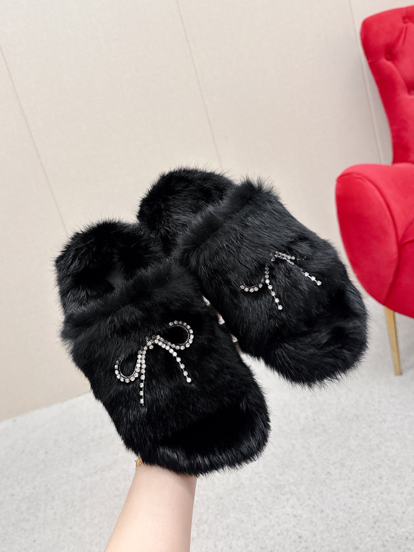 BALENCIAGA 25S SOFT FUR SLIPPERS IN BLACK FUR WITH RHINESTONE BOW - 35