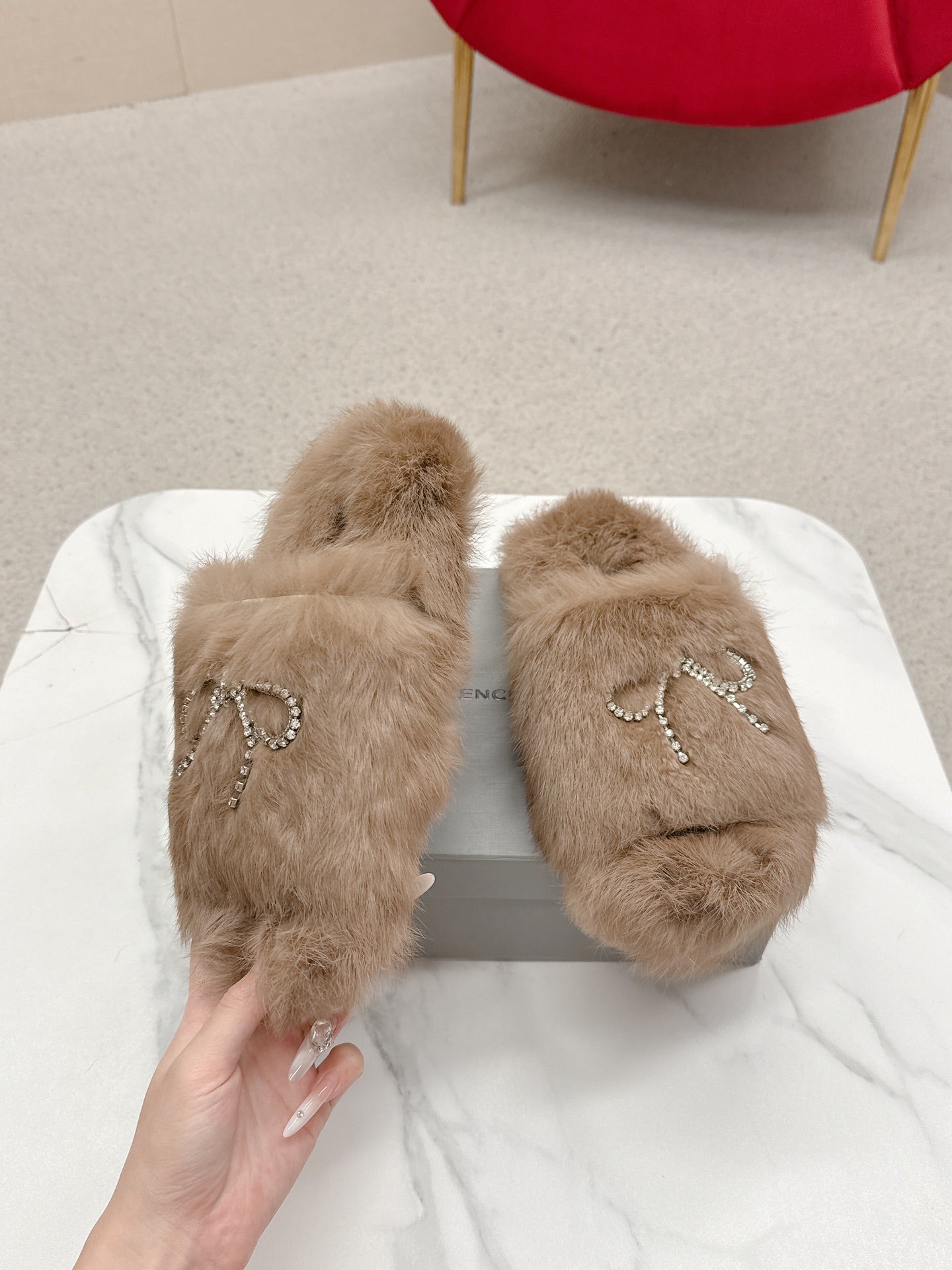 BALENCIAGA 25S SOFT FUR SLIPPERS IN LIGHT BROWN FUR WITH RHINESTONE BOW - 35