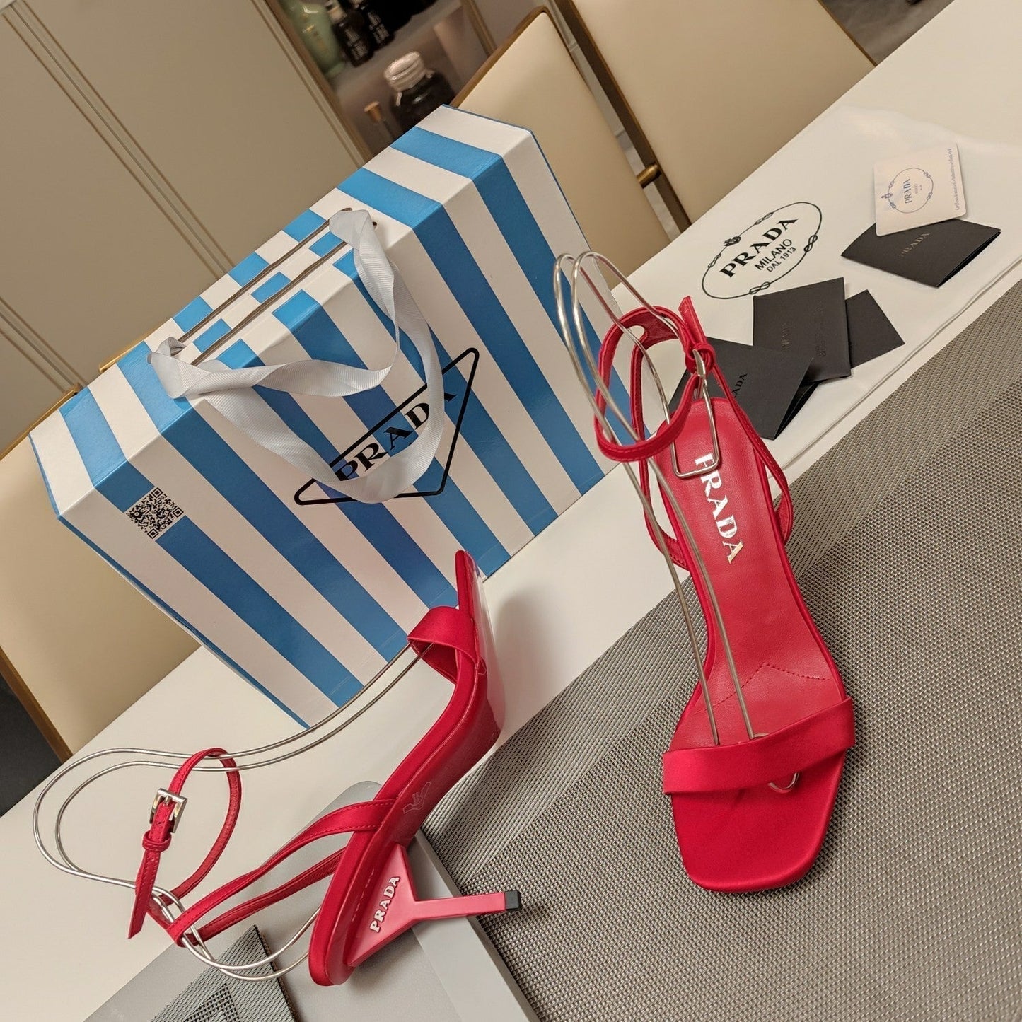 PRA HIGH-HEELED SANDALS RED SATIN - 34
