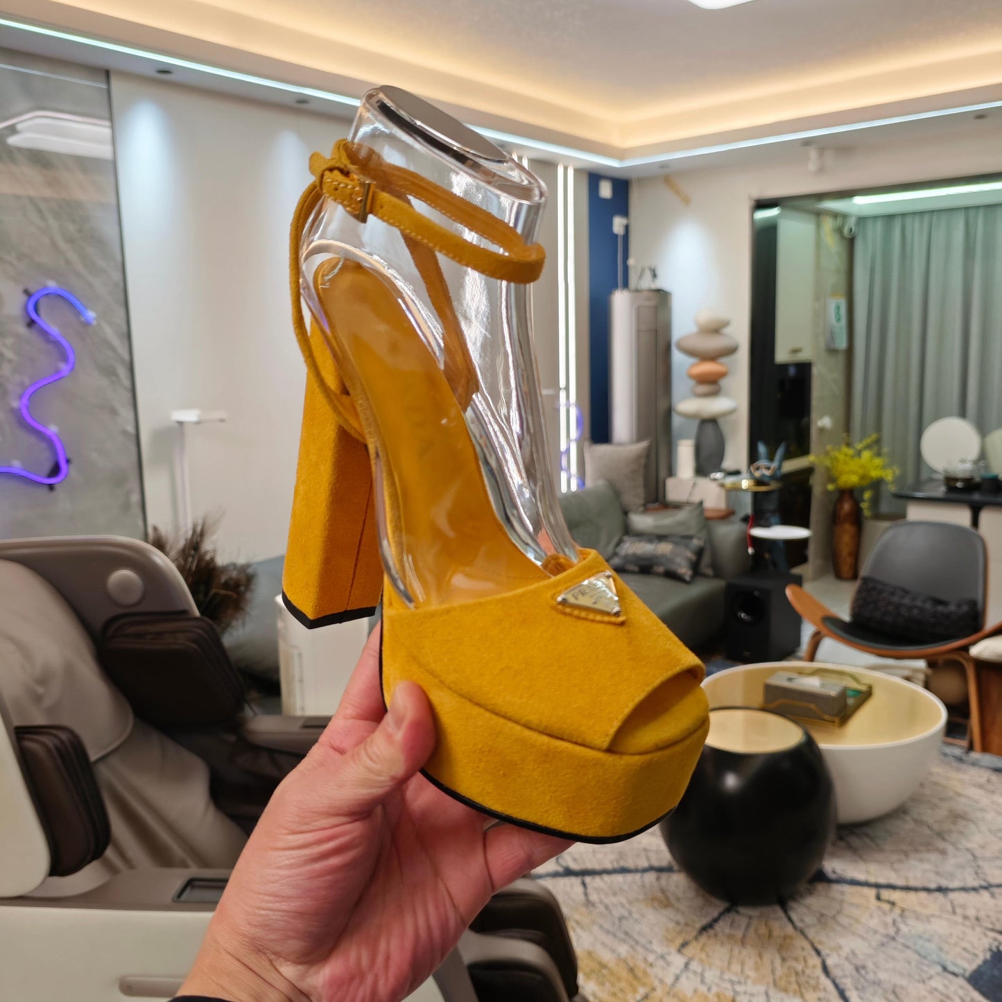 БОСОНІЖКИ PRADA 26S НА ПІДБОРАХ 135 ММ ІЗ ЗОЛОТИСТО-ЖОВТОЇ ЗАМШІ