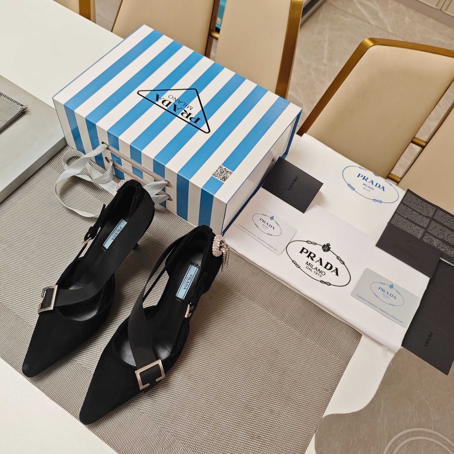 PRADA 26S ЗАГОСТРЕНІ ТУФЛІ НА ВИСОКИХ ПІДБОРАХ 70 ММ З ЧОРНОЇ ЗАМШІ
