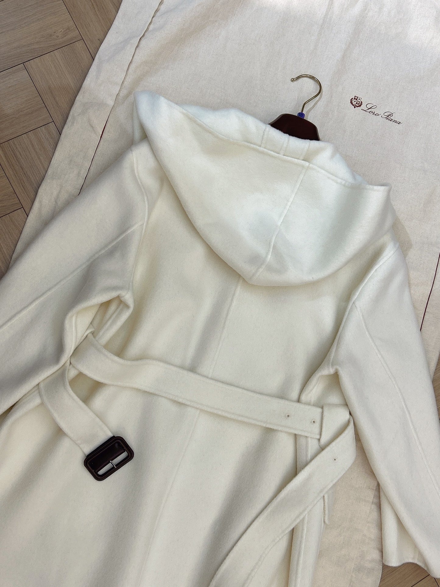 LP COAT STYLE 226