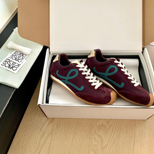 Кросівки LOEWE 26S BALLET RUNNER 2.0 ІЗ ЗАМШІ ТА НЕЙЛОНУ КОЛЬОРУ ВИННОГО ЧЕРВОНОГО