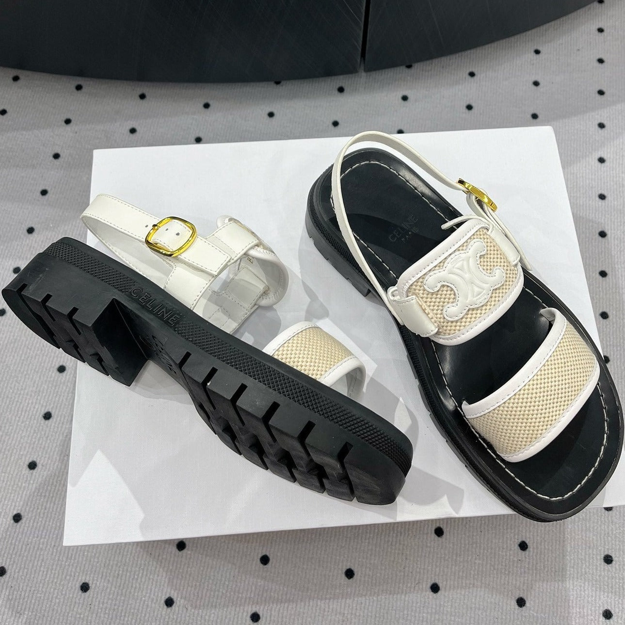 SANDALS FLAT SHOES WHITE CREAM - 35